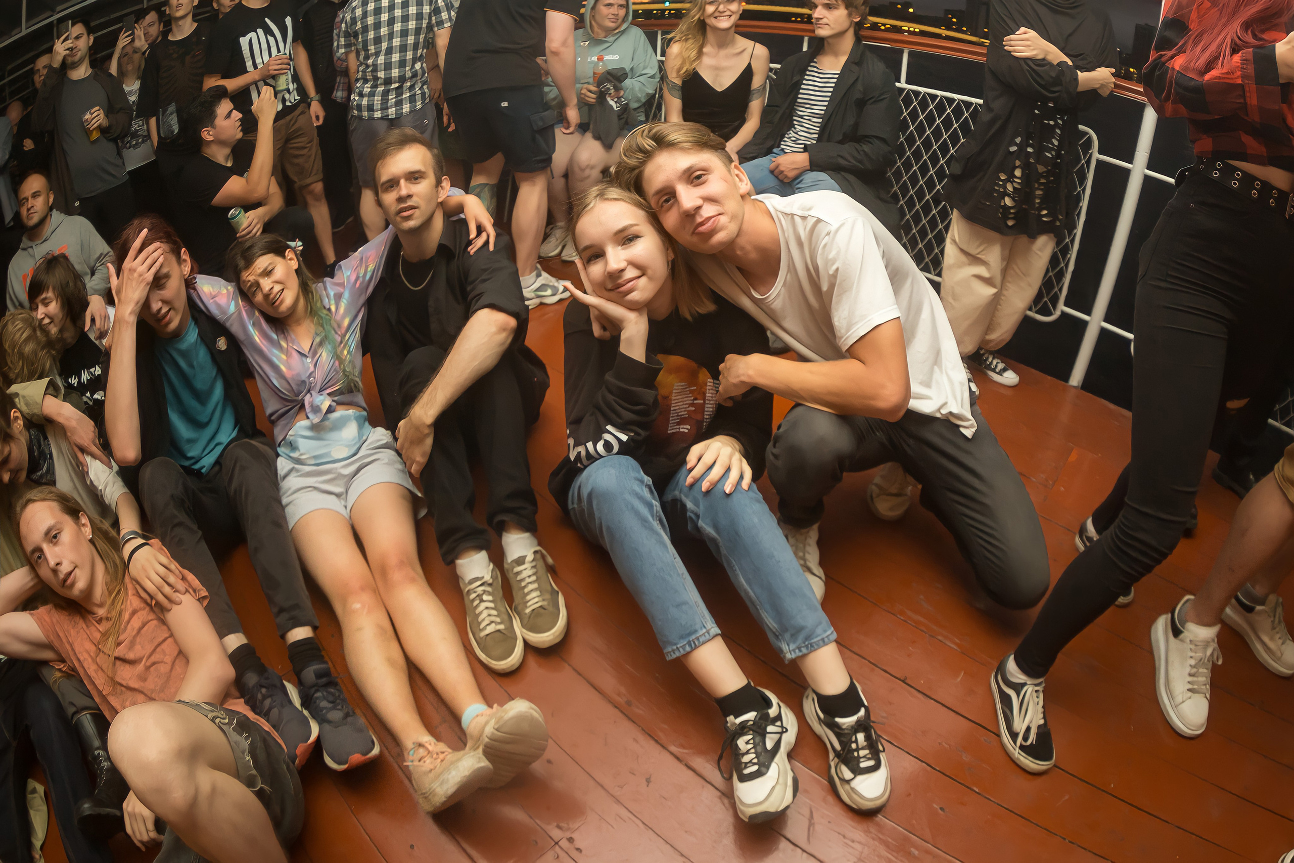 Пионерлагерь Пыльная Радуга на корабле. Фотографиня Мария Дикова