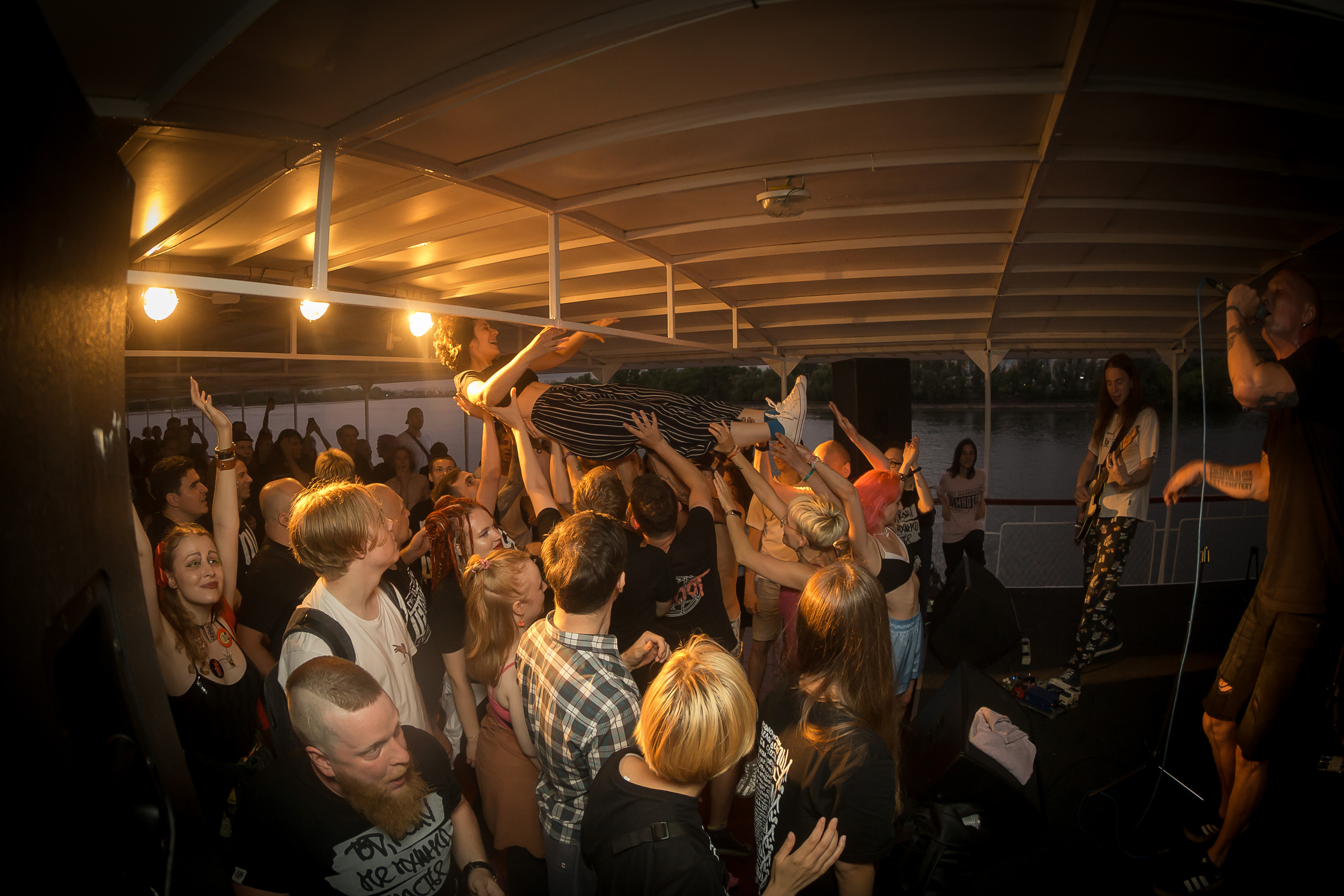 Пионерлагерь Пыльная Радуга на корабле. Фотографиня Мария Дикова