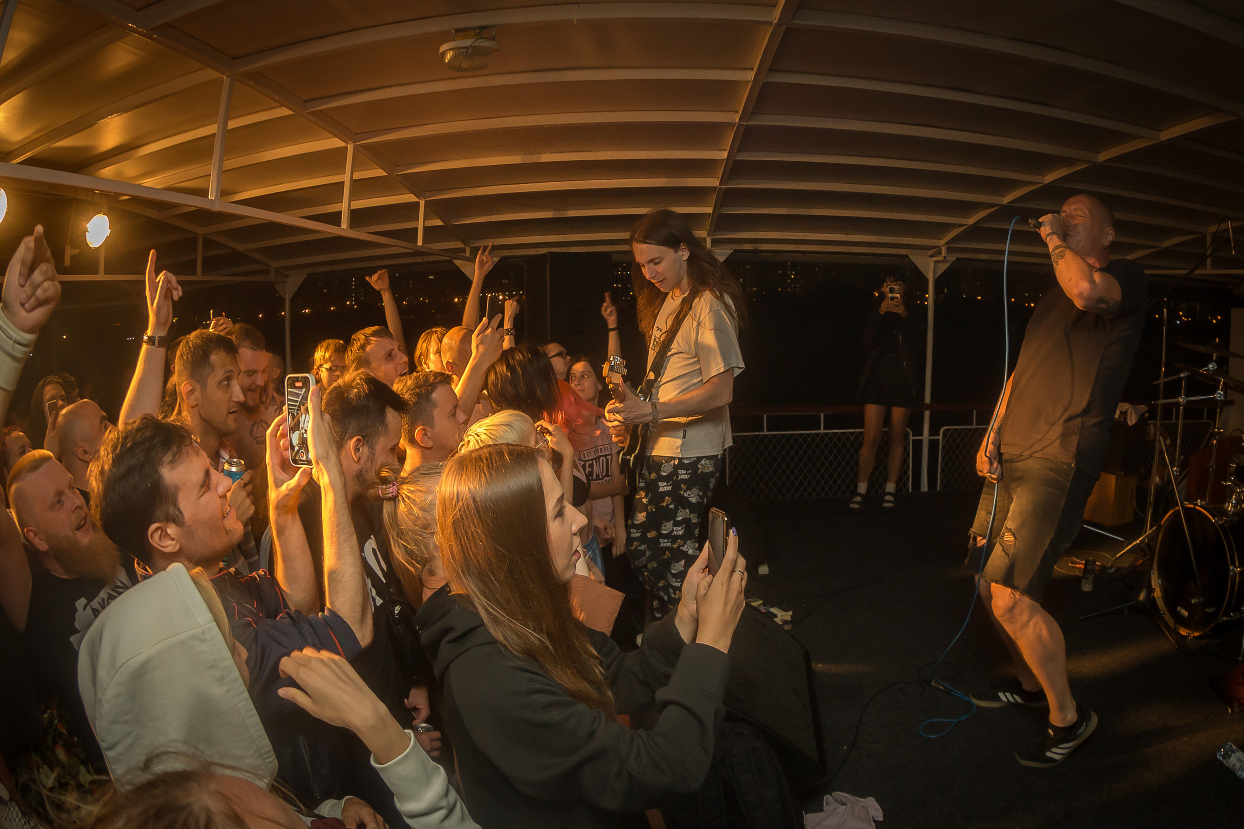 Пионерлагерь Пыльная Радуга на корабле. Фотографиня Мария Дикова