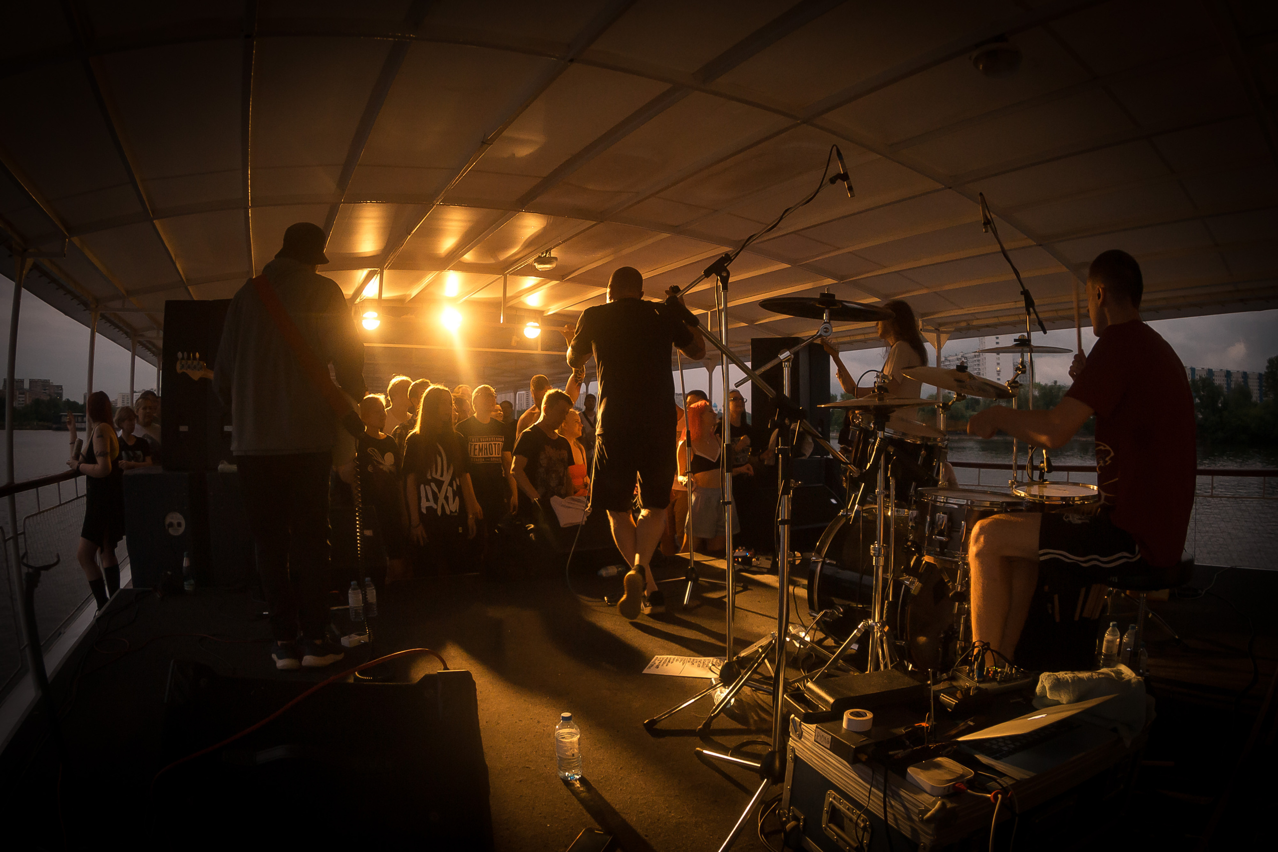 Пионерлагерь Пыльная Радуга на корабле. Фотографиня Мария Дикова