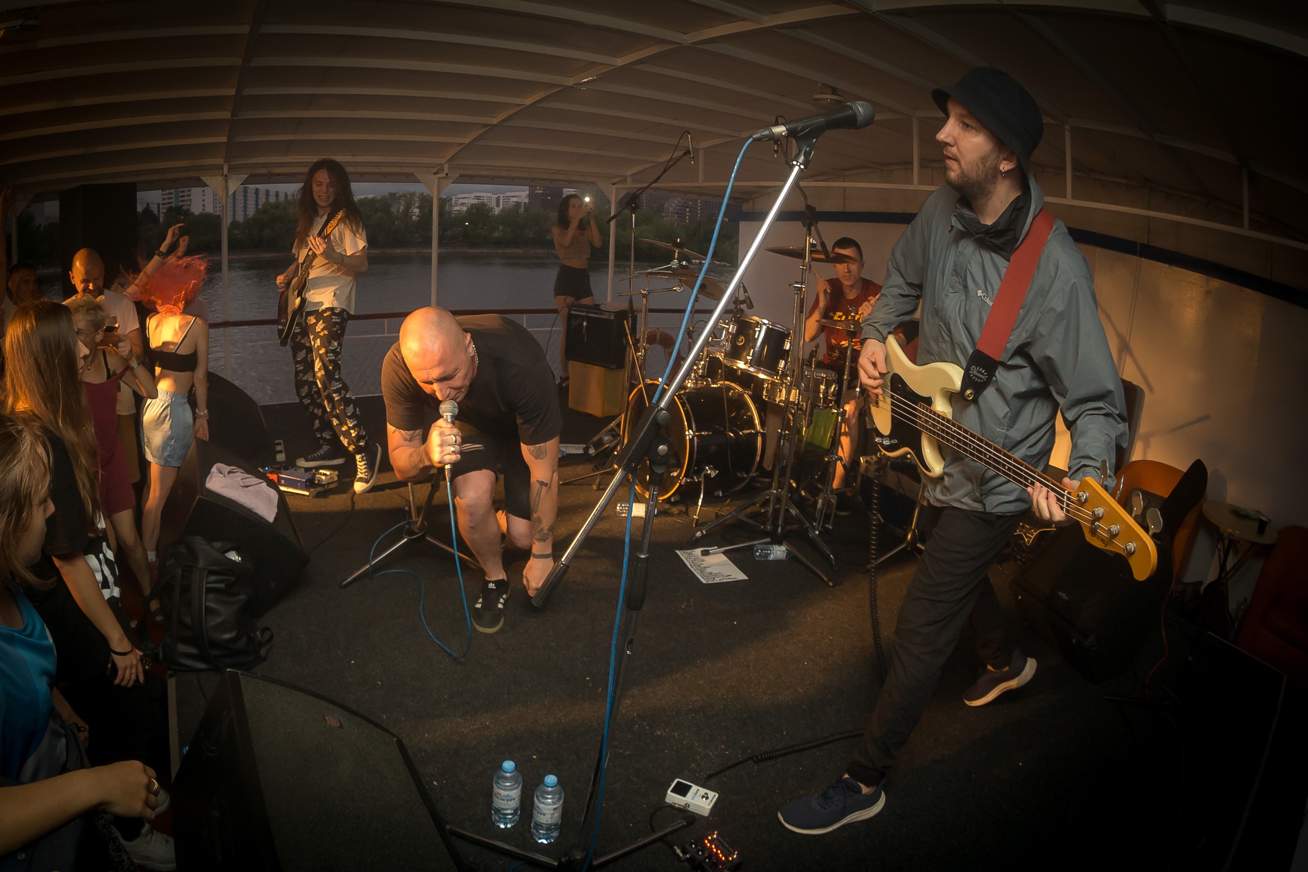 Пионерлагерь Пыльная Радуга на корабле. Фотографиня Мария Дикова