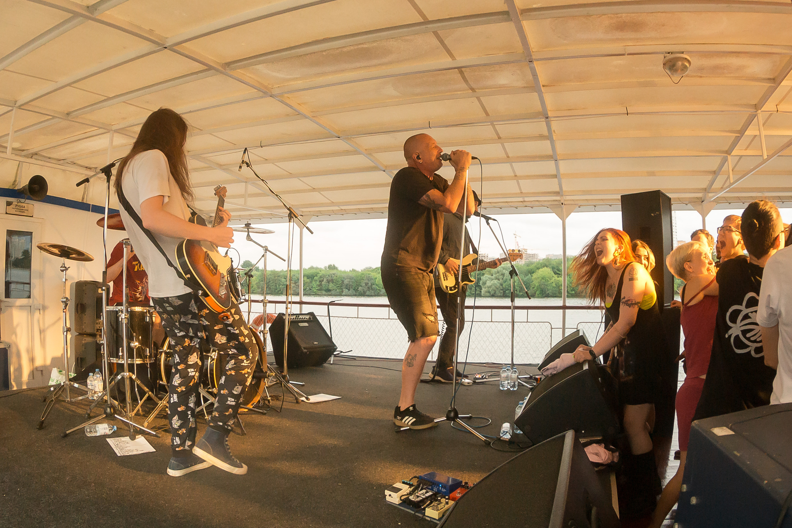 Пионерлагерь Пыльная Радуга на корабле. Фотографиня Мария Дикова