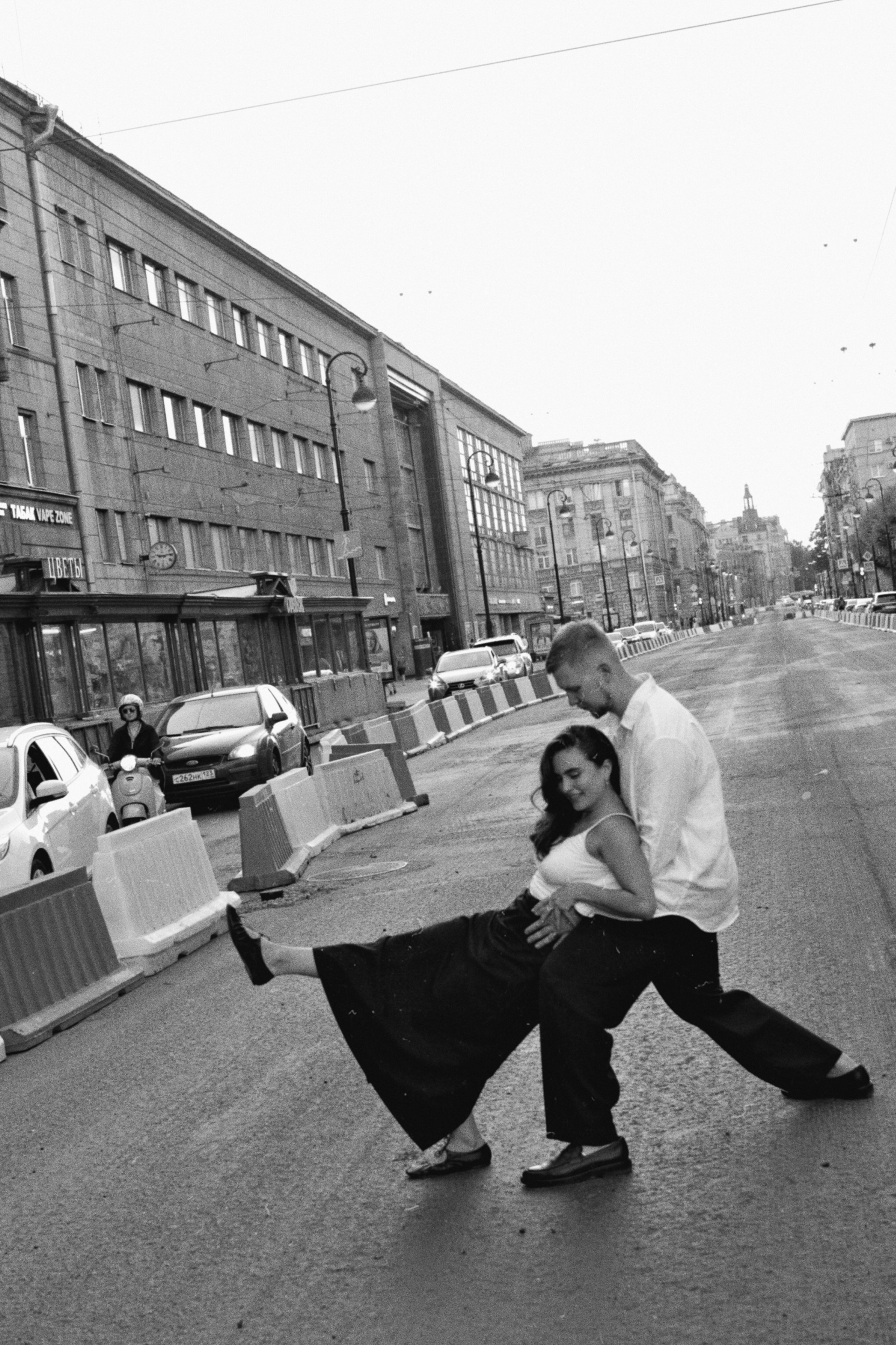 Я храню нежность в фотоальбоме мыслей и там ты. Rose Korenevskaya|Ваш нежный фотограф