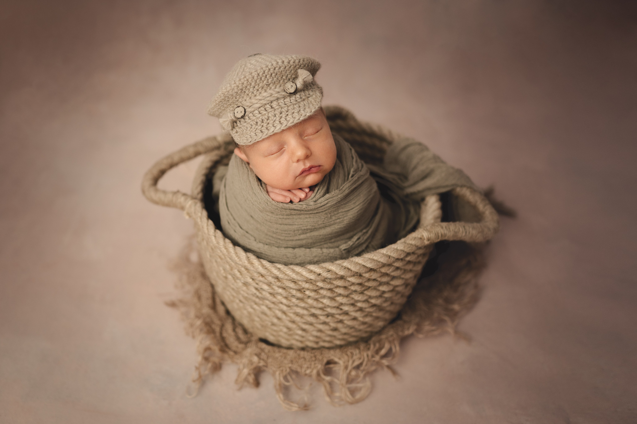 Фотосессия новорожденных, фотосессия ньюборн (newborn). НЬЮБОРН ФОТОСЕССИИ, БЕРЕМЕННОСТЬ, ПОРТРЕТНЫЕ СЕМЕЙНЫЕ ФОТОСЕССИИ  Ногинск Москва ОЛЬГА ВОГЕЛЬ