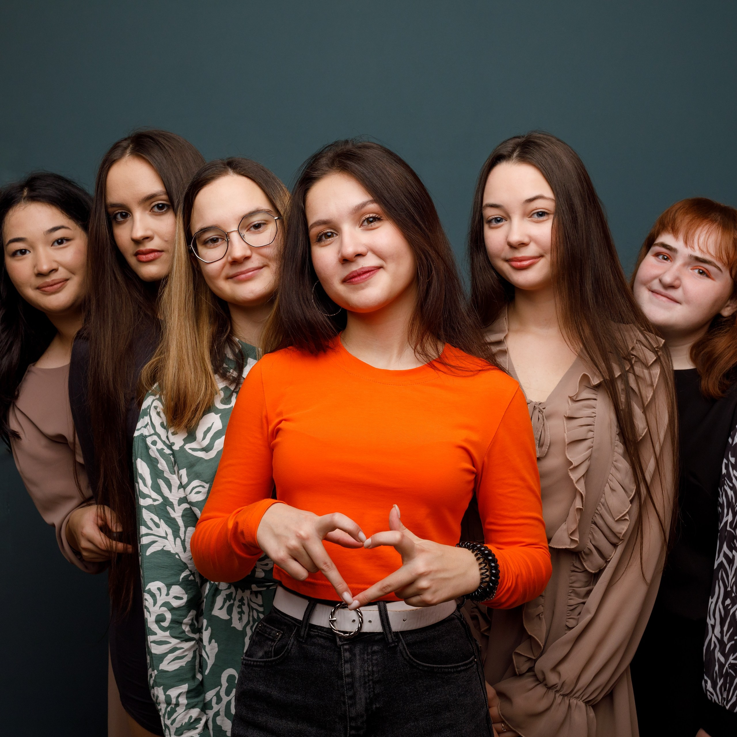 Выпускные альбомы. Фотограф Анна Телекаева, выпускные альбомы, семейные и репортажные съемки в Омске