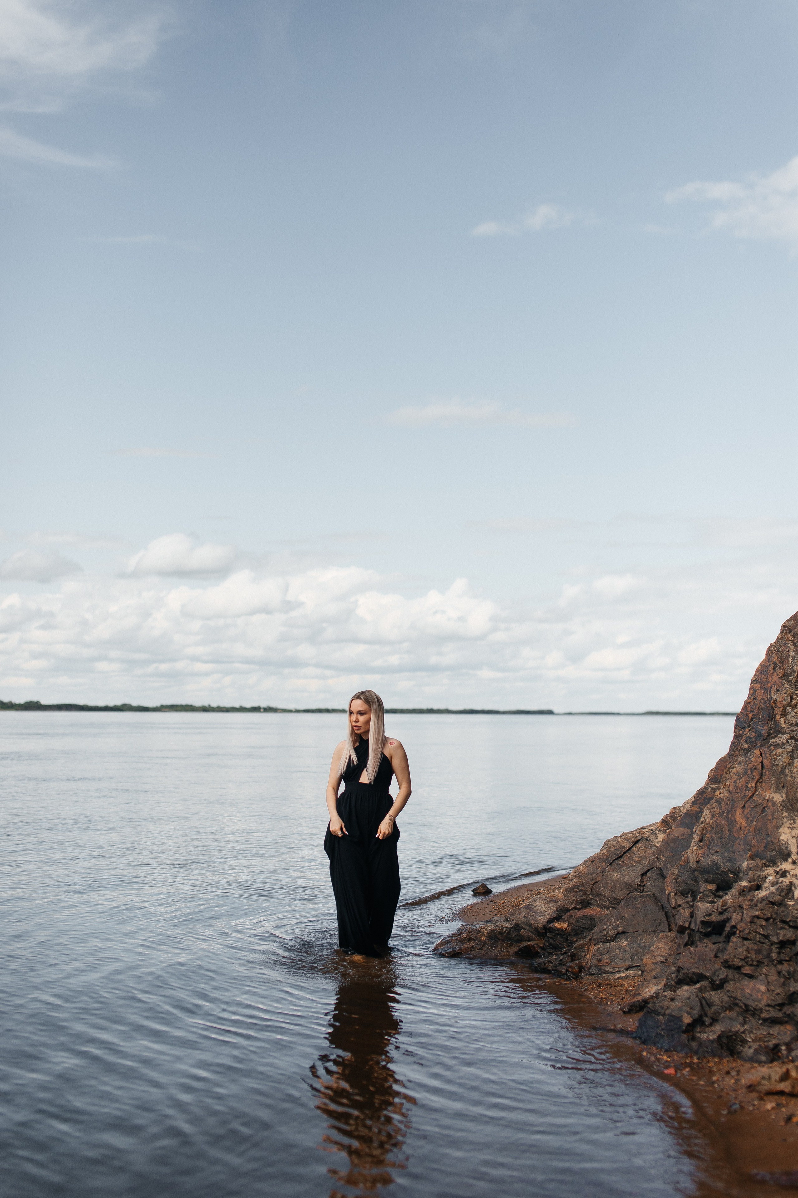 Босиком по скалам. Свадебный и семейный фотограф в Санкт-Петербурге