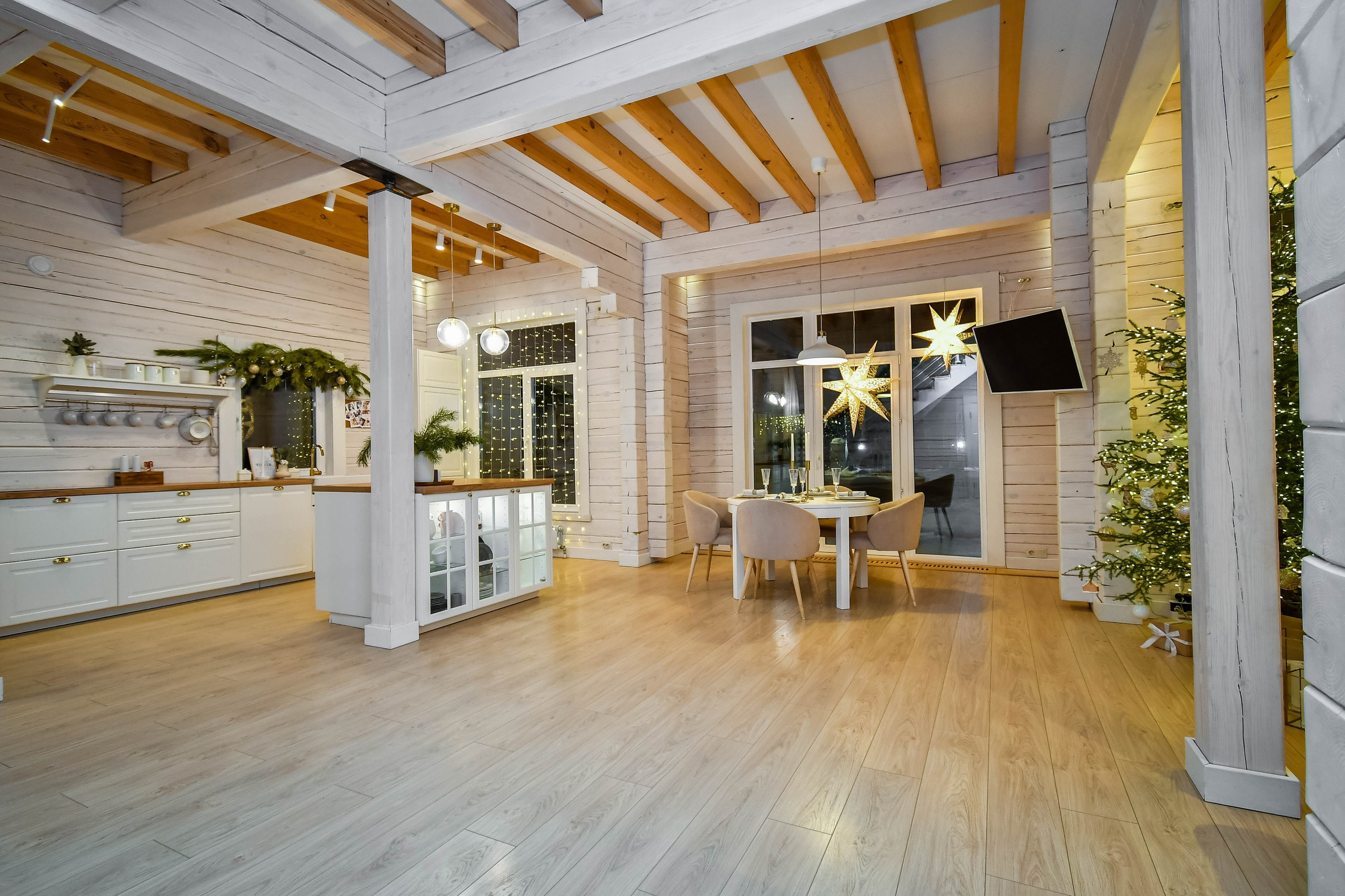 ЗАГОРОДНАЯ НЕДВИЖИМОСТЬ. Фотограф недвижимости в Красноярске Анна Шафарина