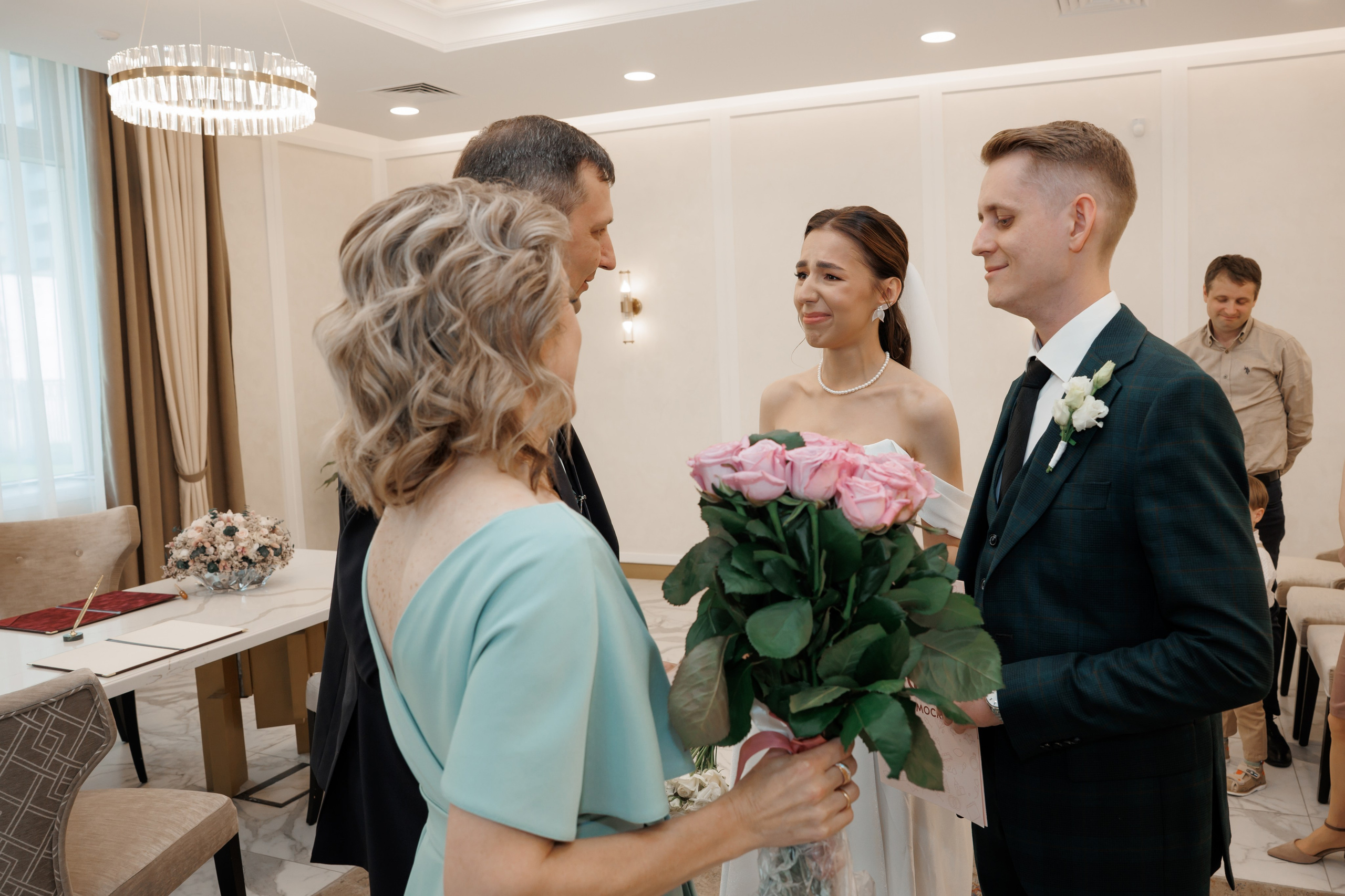 Регистрация в отеле Fish Point, ЗАГС Бутово, прогулка в Остафьево. Свадебный и репортажный фотограф (Москва, Королев и другие)