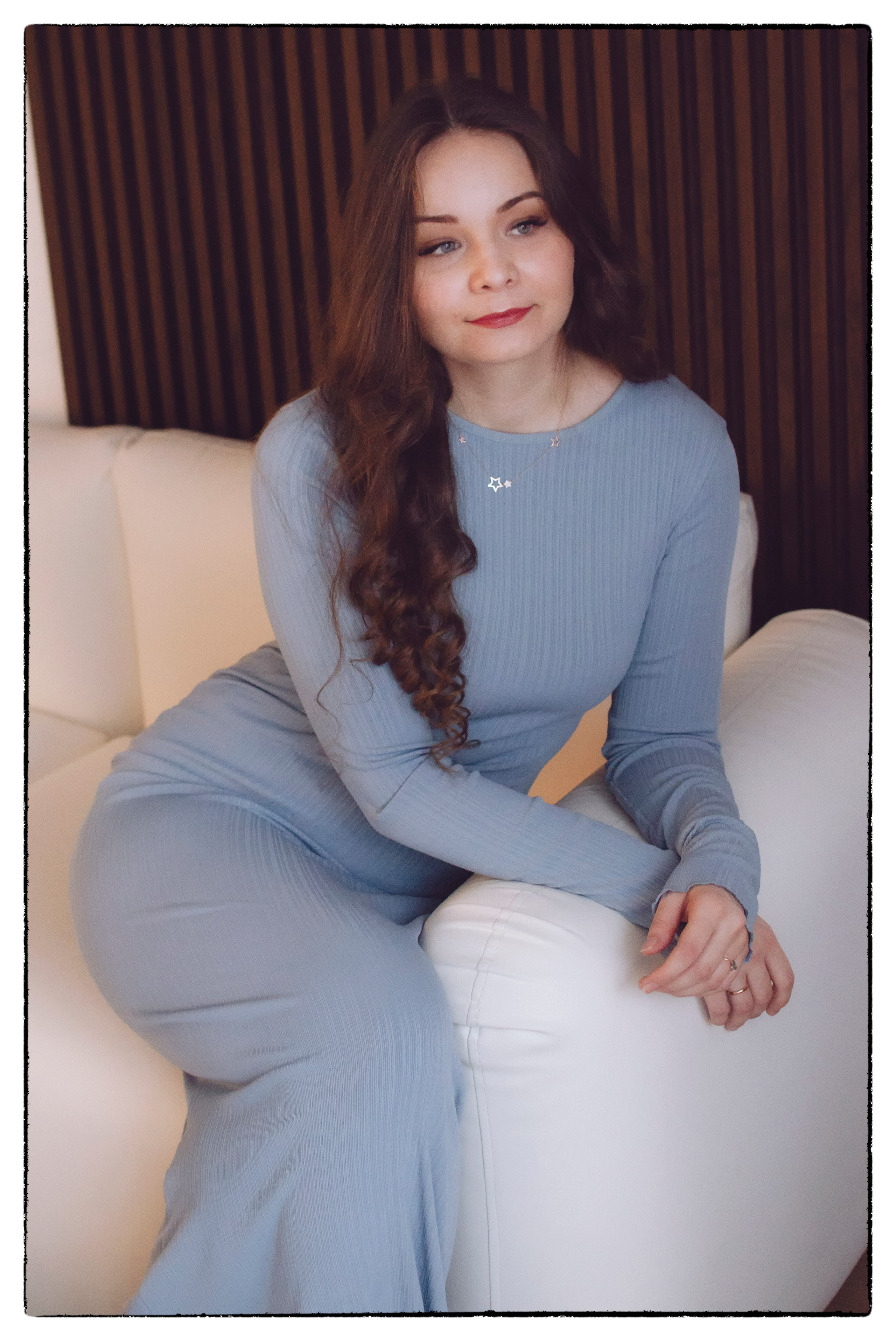 Взрослый портрет. Лика. Фотограф Аня Шутова Киров💛 Мои снимки вы повесите в рамочку