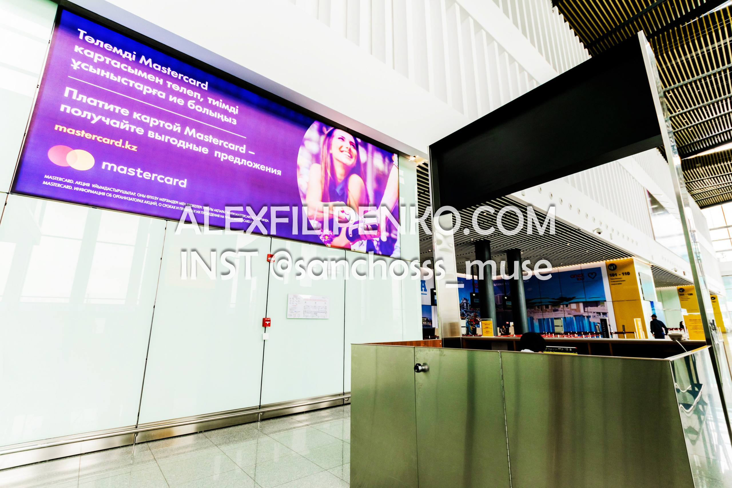 Фотосъемка для рекламного оператора MYD Production в Аэропорту Астаны. Фотограф интерьера недвижимости и архитектуры в Астане