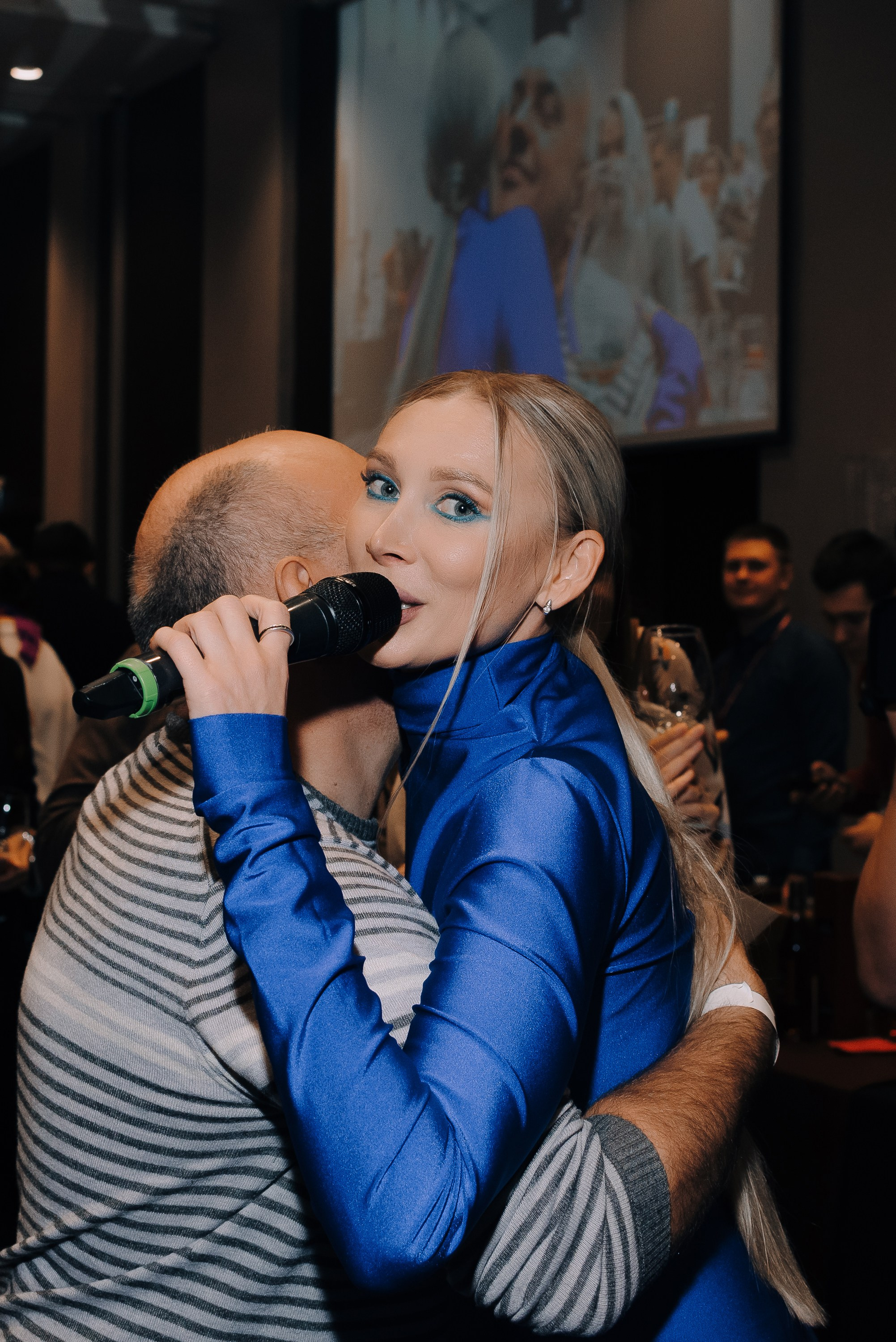 ФЕСТИВАЛЬ ВИНА И КРЕПКИХ НАПИТКОВ МАВТ-ВИНОТЕКА. Репортажный фотограф Зуев Роман г. Челябинск