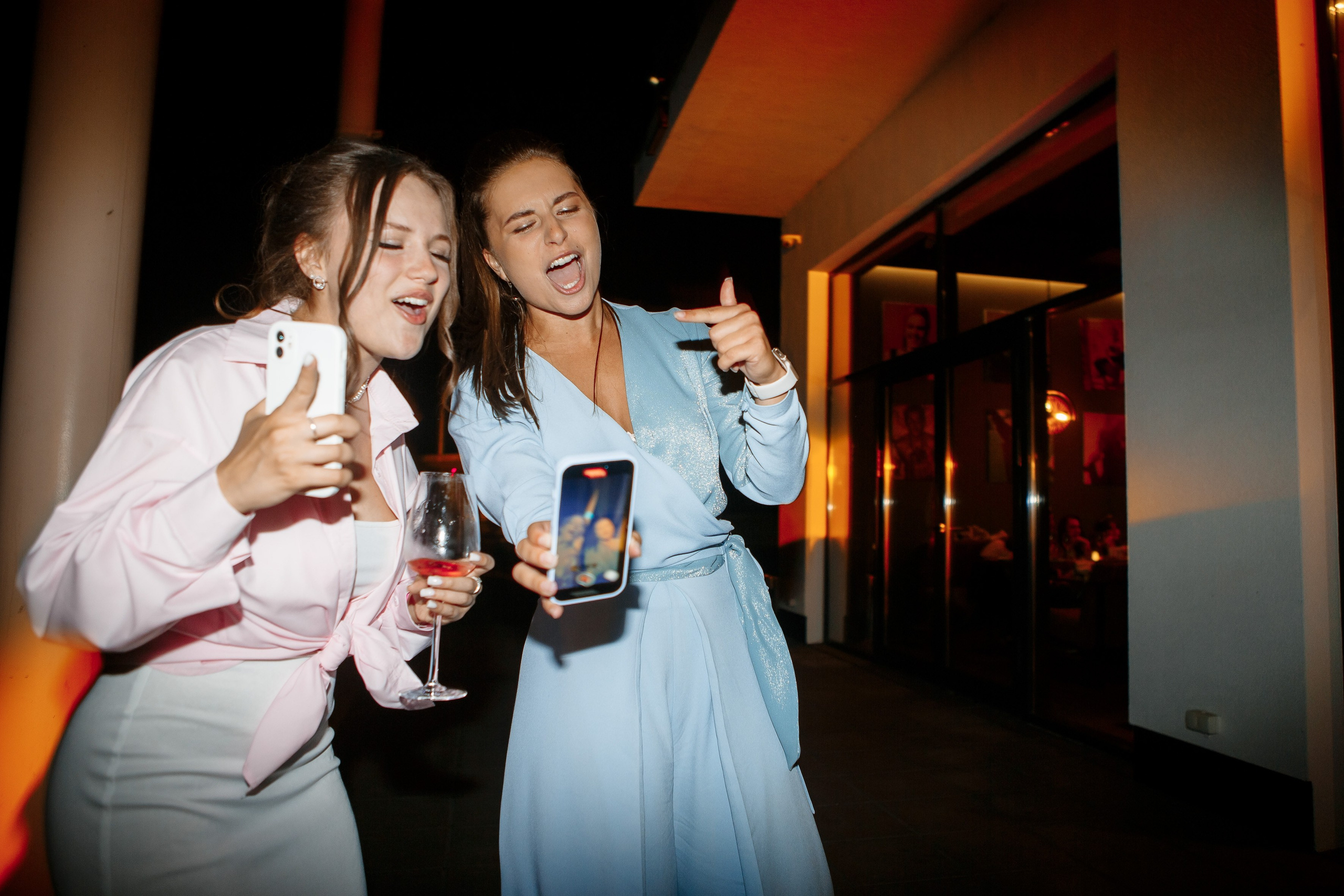 Выпускной Гимназия 12 2024 OpenHouse. Свадебный и портретный Фотограф в Липецке Дмитрий Котюков