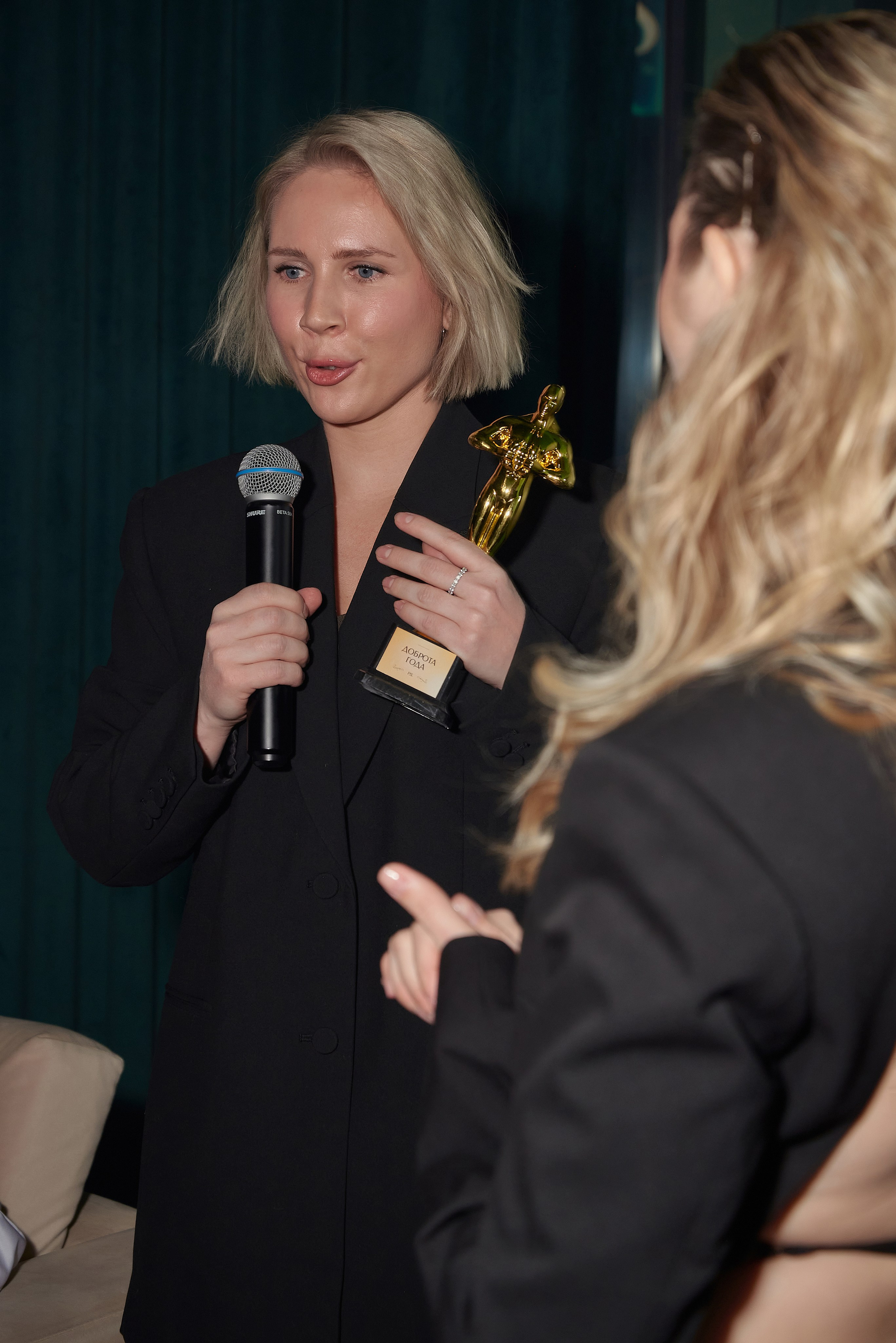 День рождения Светланы Пинигиной в караоке Divas. Наталия Дианова — фотограф для брендов и экспертов в Москве