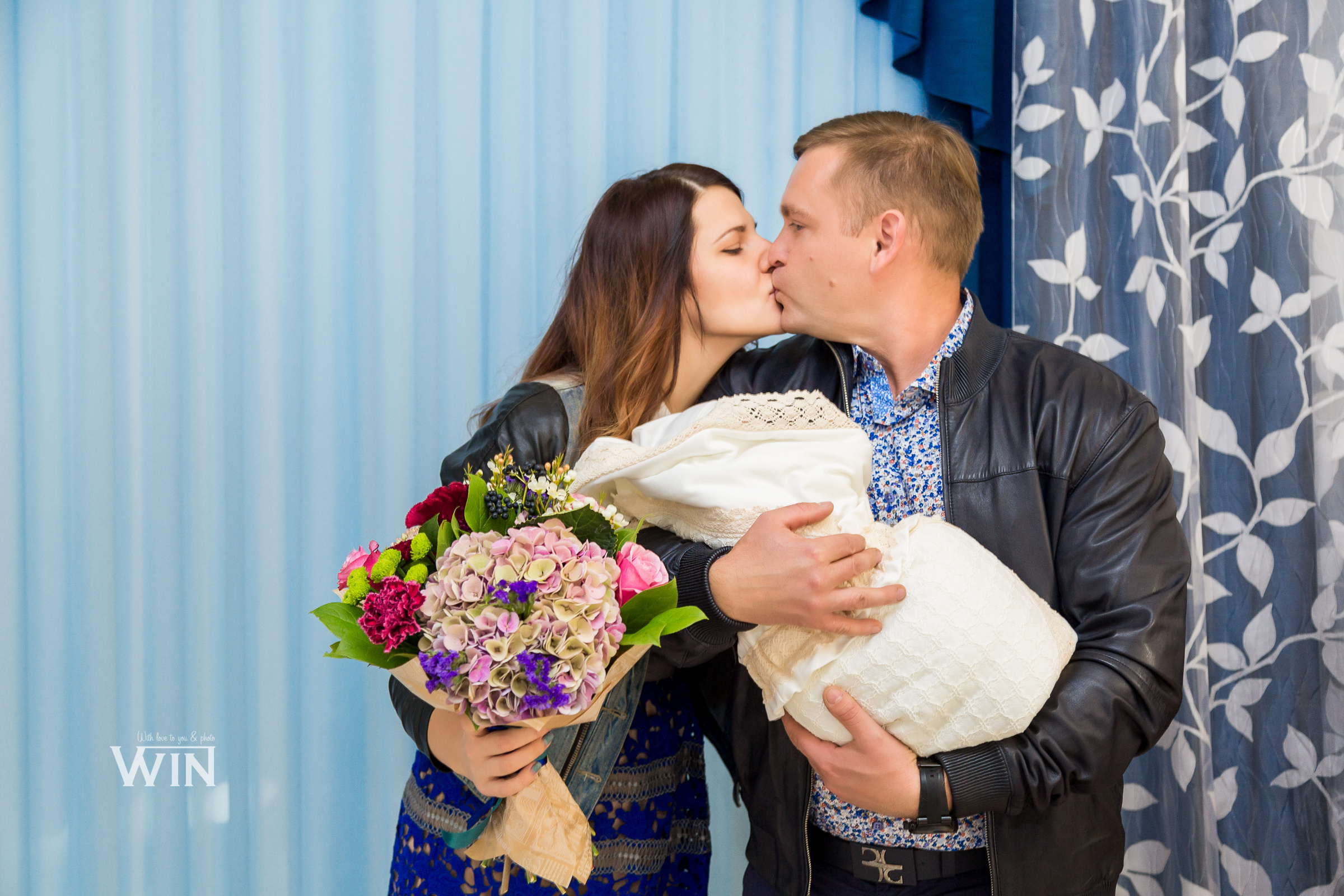 Фотограф на выписку из роддома. Свадебный, семейный фотограф в Воронеже. Иван и Наталья Выборновы