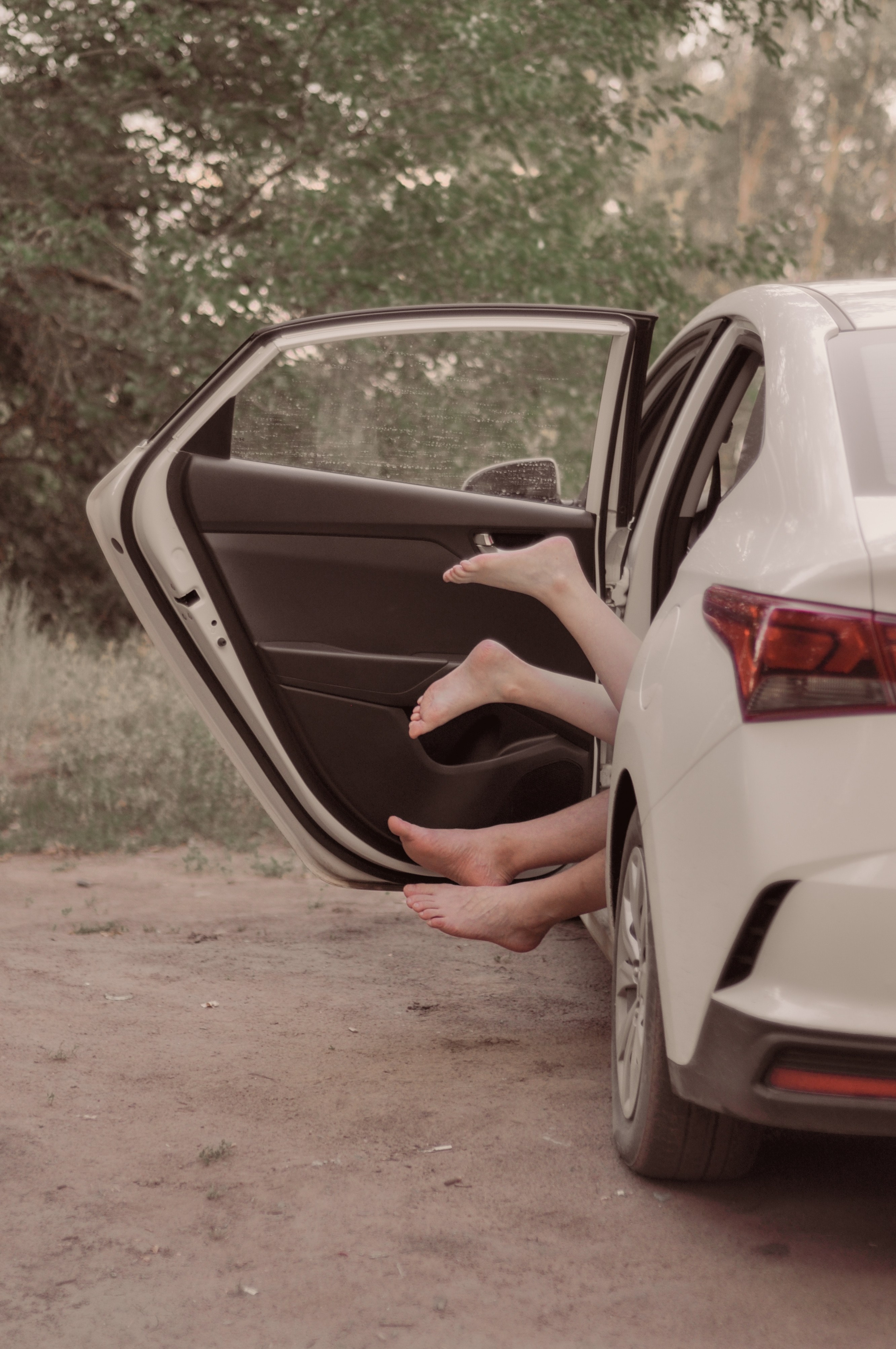 Лавстори на природе с машиной. Сохраню важные для тебя моменты