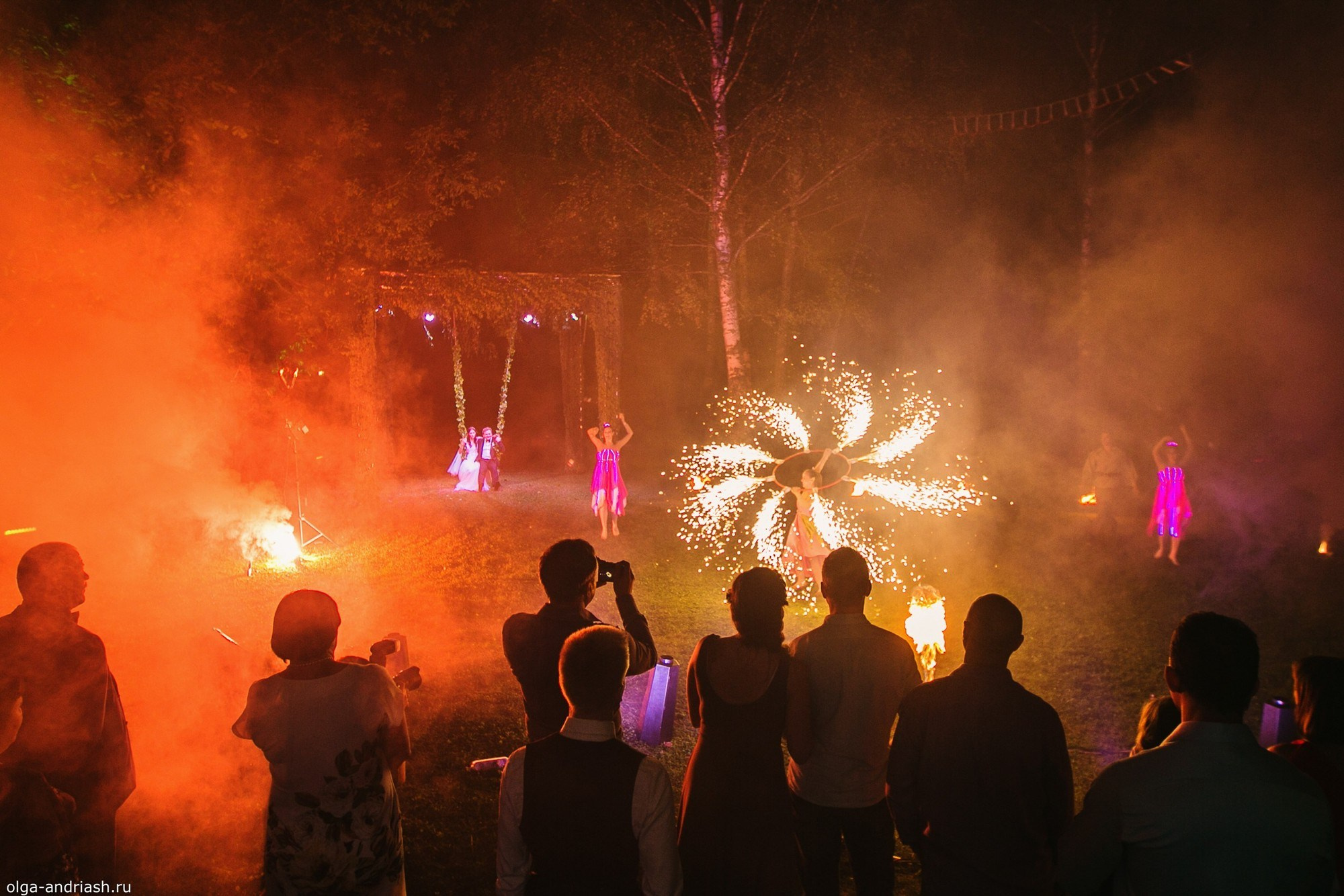 Вечерняя выездная регистрация. Семейный, портретный и свадебный фотограф в Санкт-Петербурге и Москве