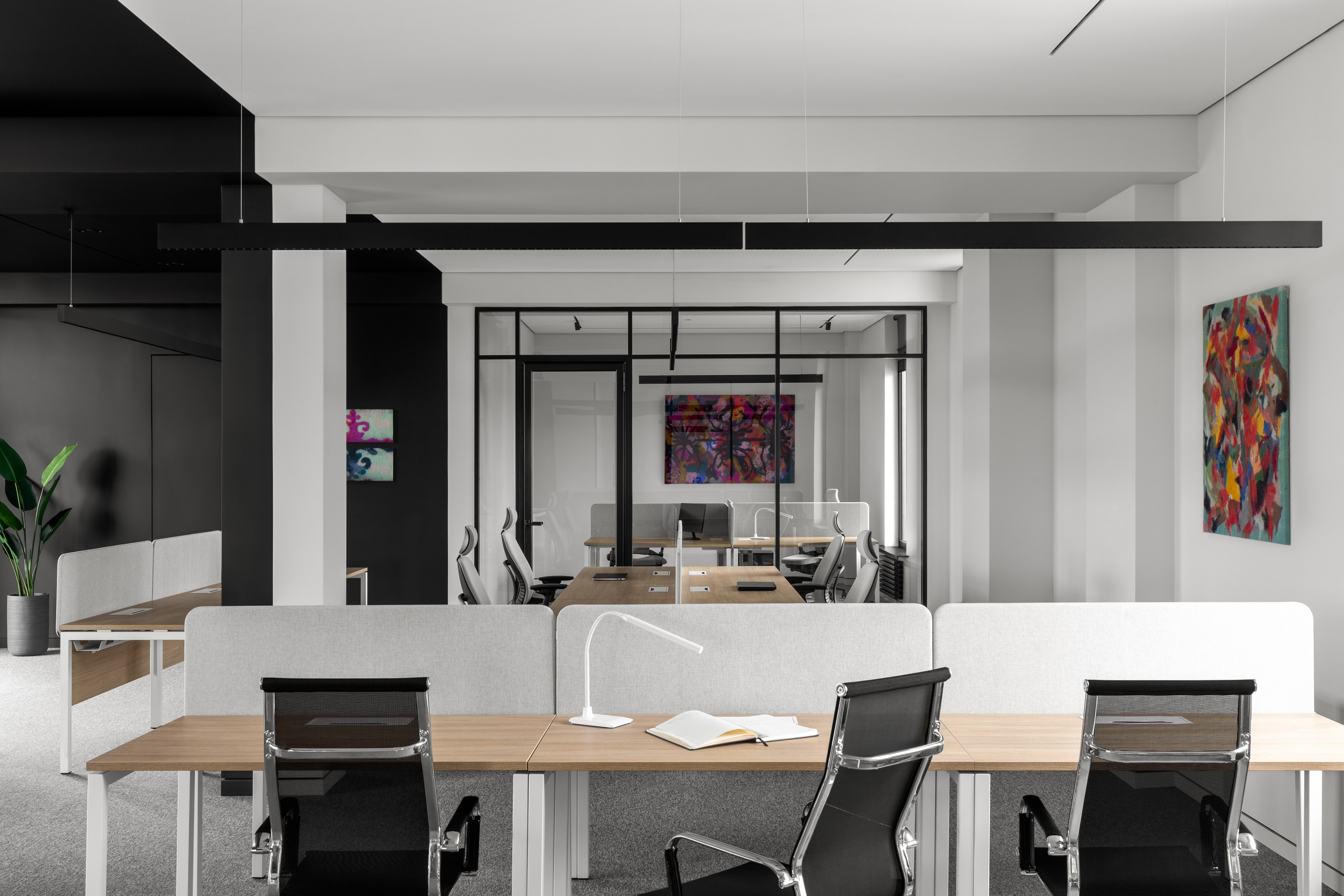 Интерьерная фотосъёмка офиса «Demeu» в Алматы. Roman Yakunin — interior photographer in Almaty, Kazakhstan