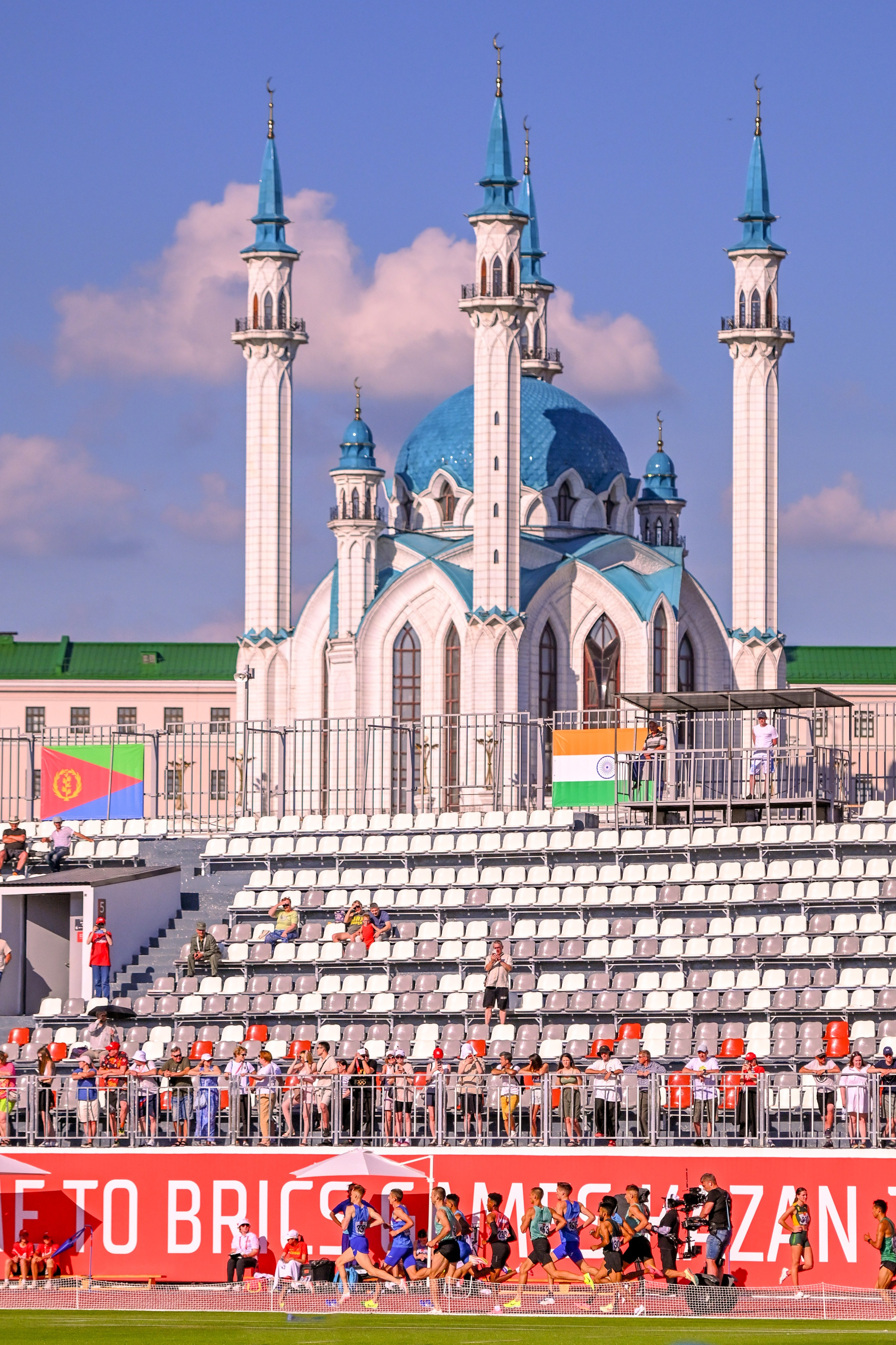 Легкая атлетика «Спортивные игры стран БРИКС». Спортивный и репортажный фотограф в Казани Вячеслав Сатонин