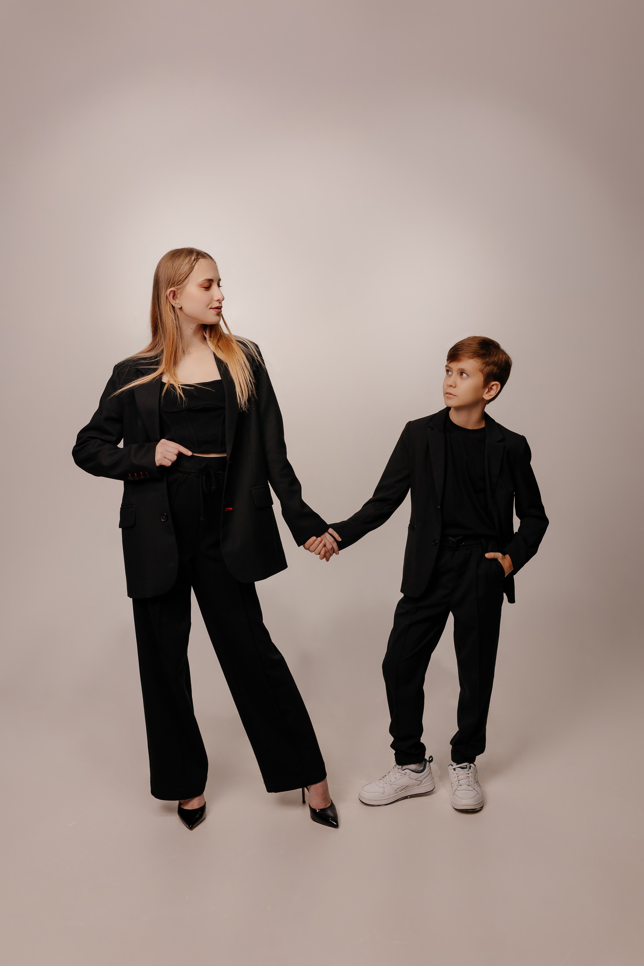 Вечерняя семейная фотосессия. Свадебный фотограф в Ростове-на-Дону и Азове Малявка Анастасия