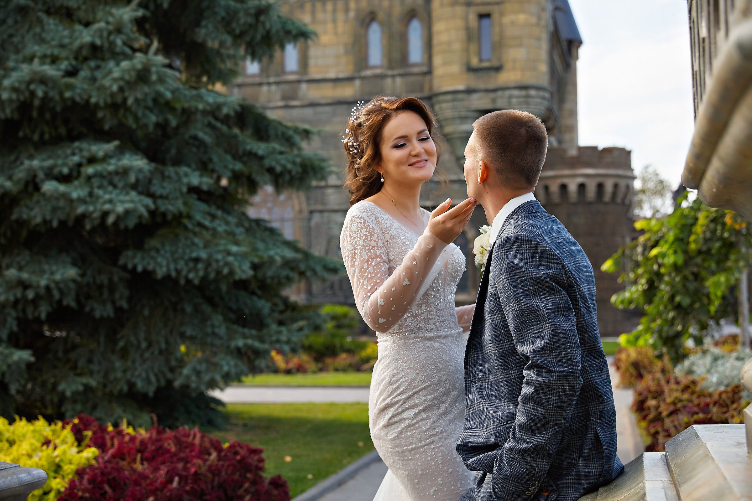 Свадебная фотосессия в замке Гарибальди | Фотограф в Тольятти и Самаре. Фотограф в Москве, Тольятти, Самаре | Ню, будуар, свадебная съемка, интерьерная съемка | Андрей Демотченко