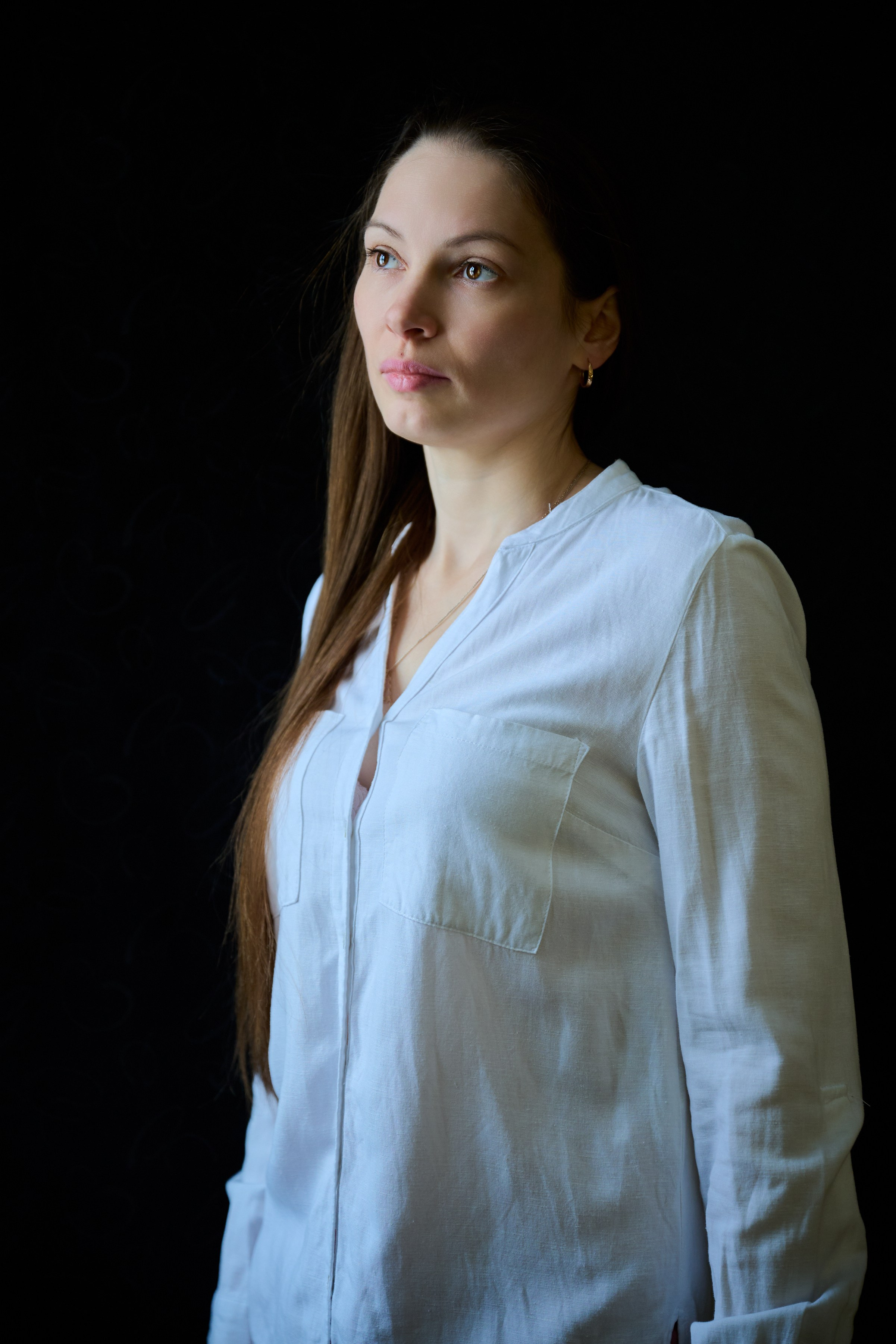 Анастасия. Тихая женская фотография — съёмка без ролей и позирования, где важнее состояние, чем образ