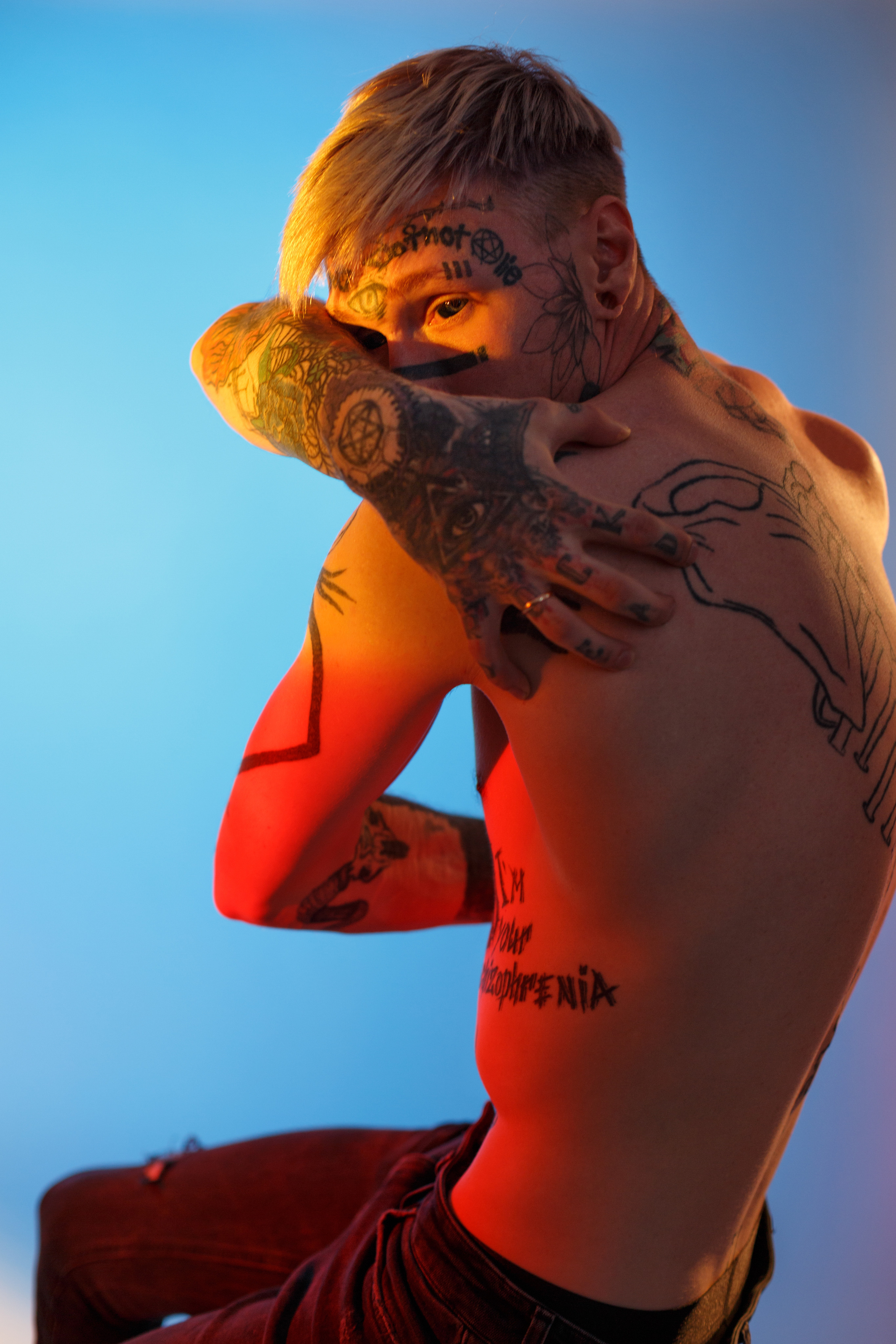 Let your broken demons out. Elena Yavorskaya Photography