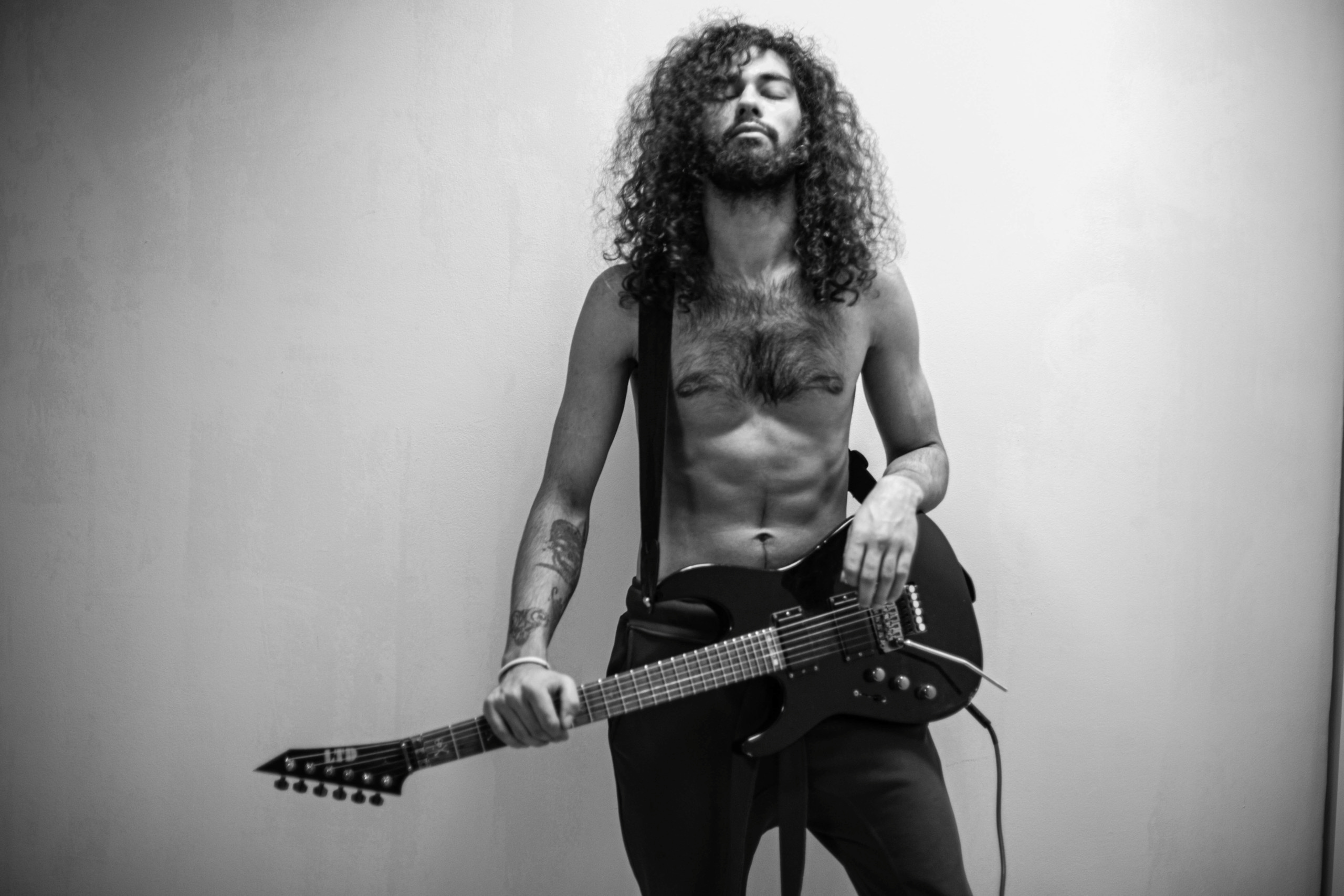 Портретная фотосессия гитариста Ромы. Elena Yavorskaya Photography