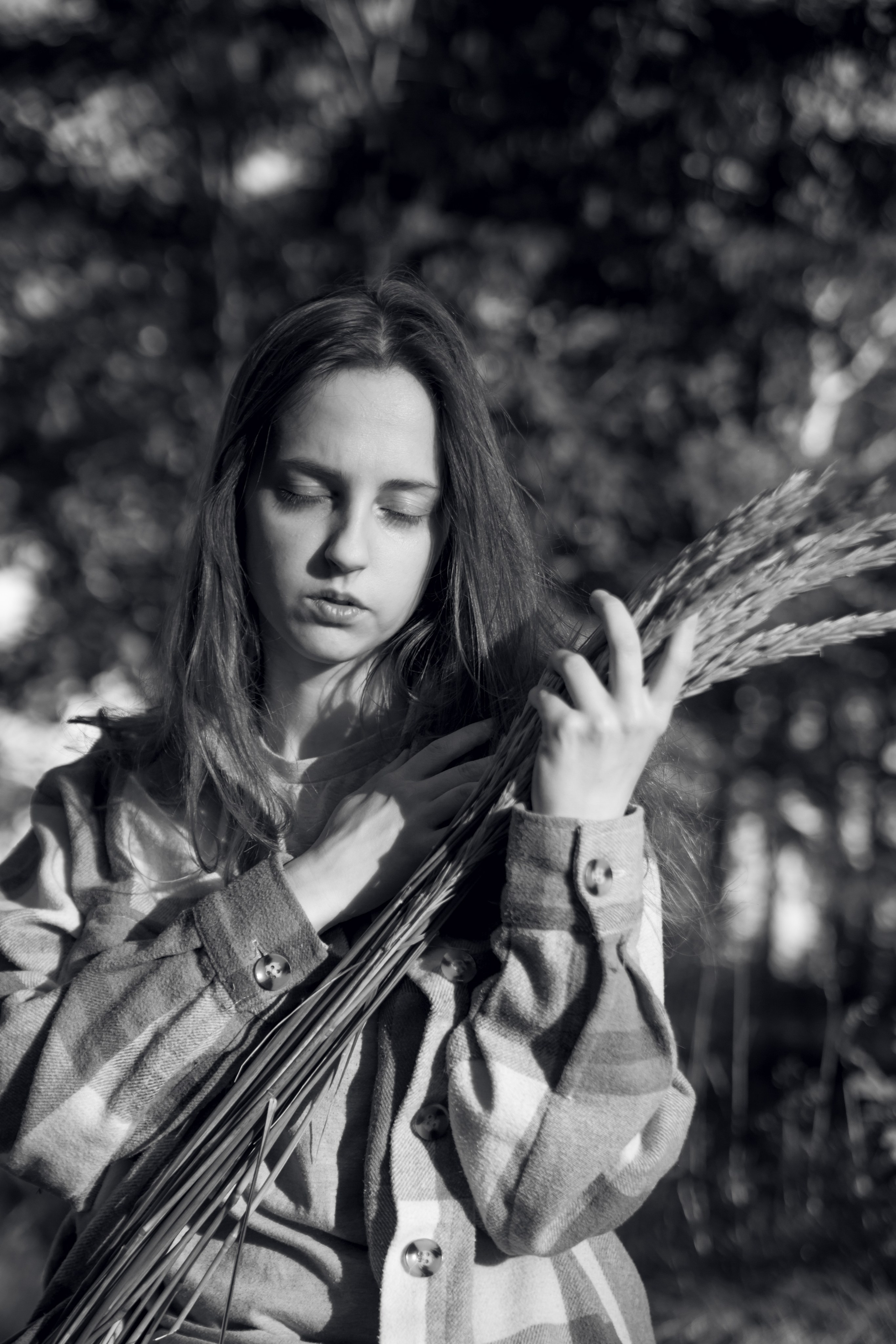 Одиночные автопортреты. Катя Цвет