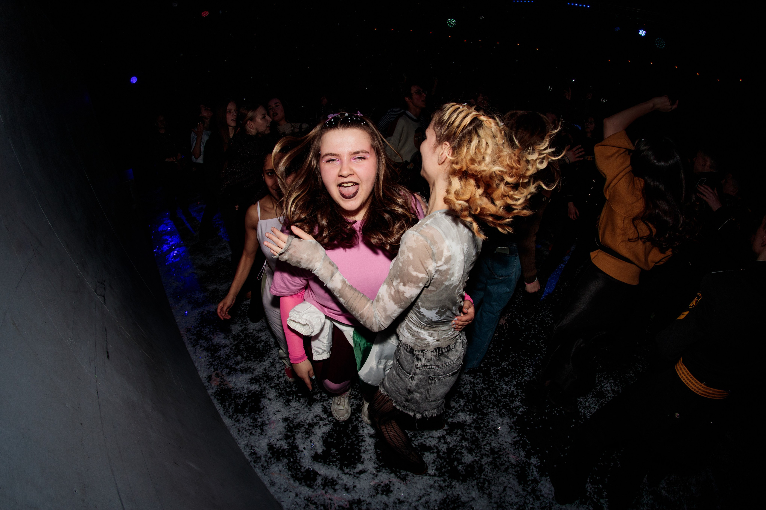 Афтепати в Upsala. Портретный и концертный фотограф в Санкт-Петербурге Егор Телятников