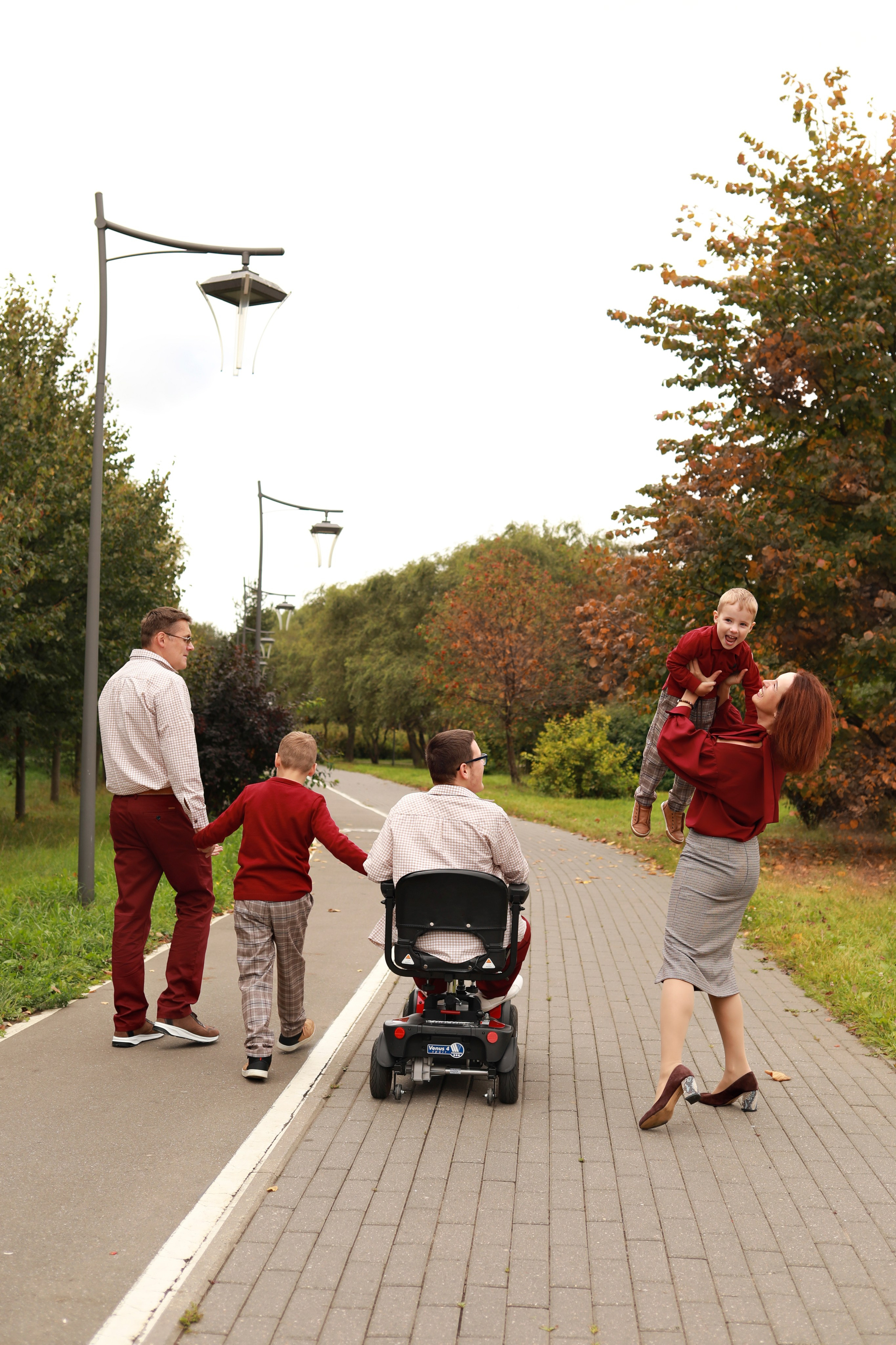 Прогулка в Усадьбе Алтуфьево. Детский и семейный фотограф г. Москва Оксана Катаджи