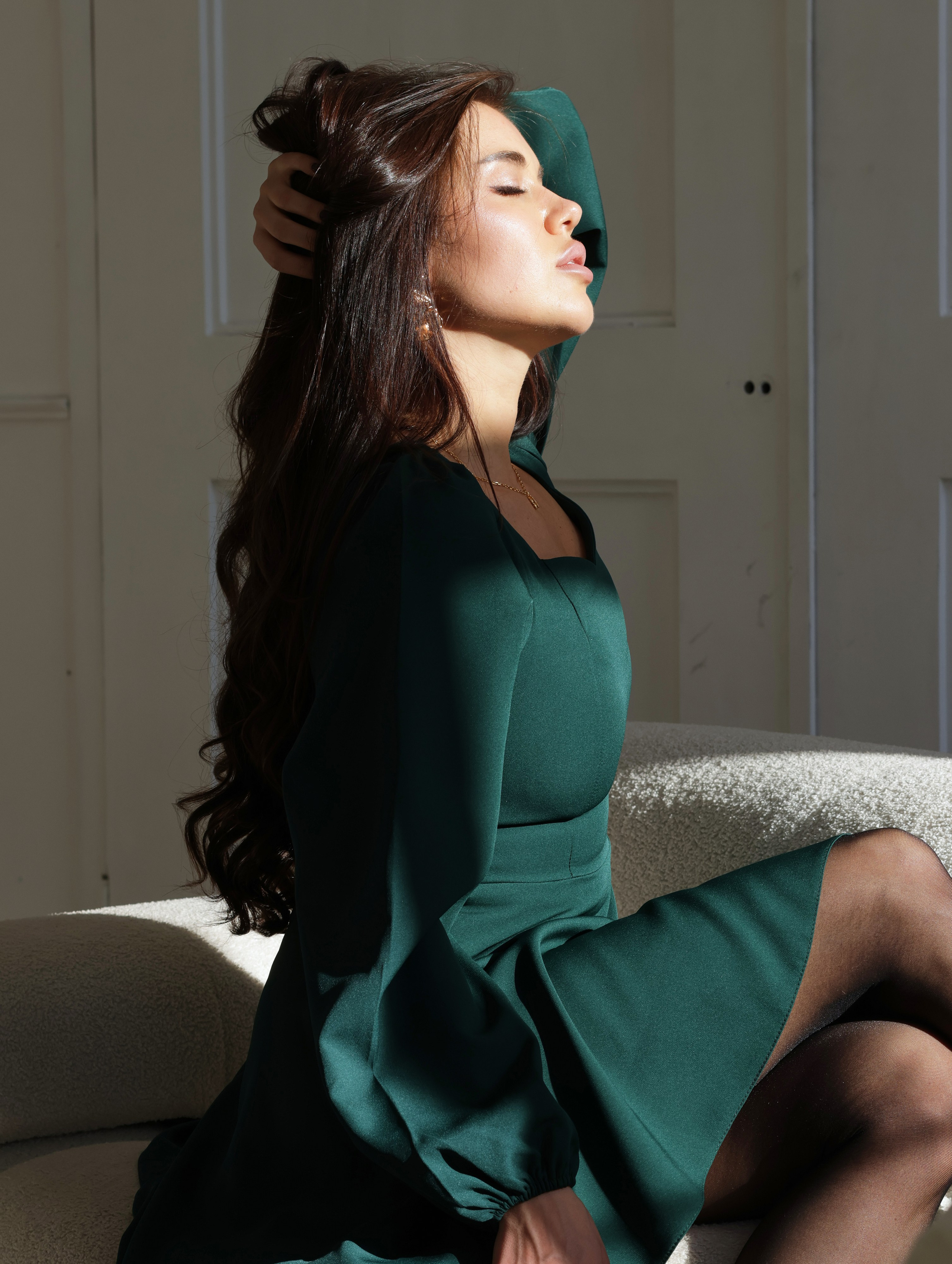 Платье изумрудное Belle Ame. Фото съемка товаров для макретплейсов Воронеж