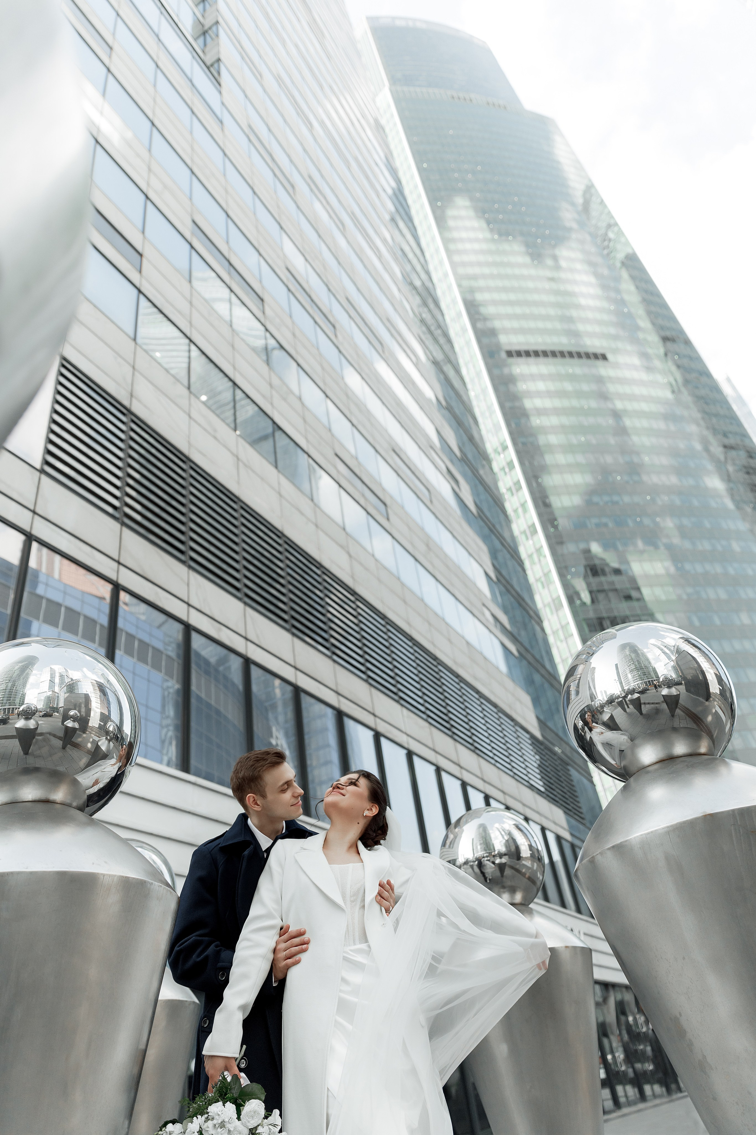 Паша&Настя (роспись Москва-сити Birds). Фотограф в Москве Юлия Хамзина