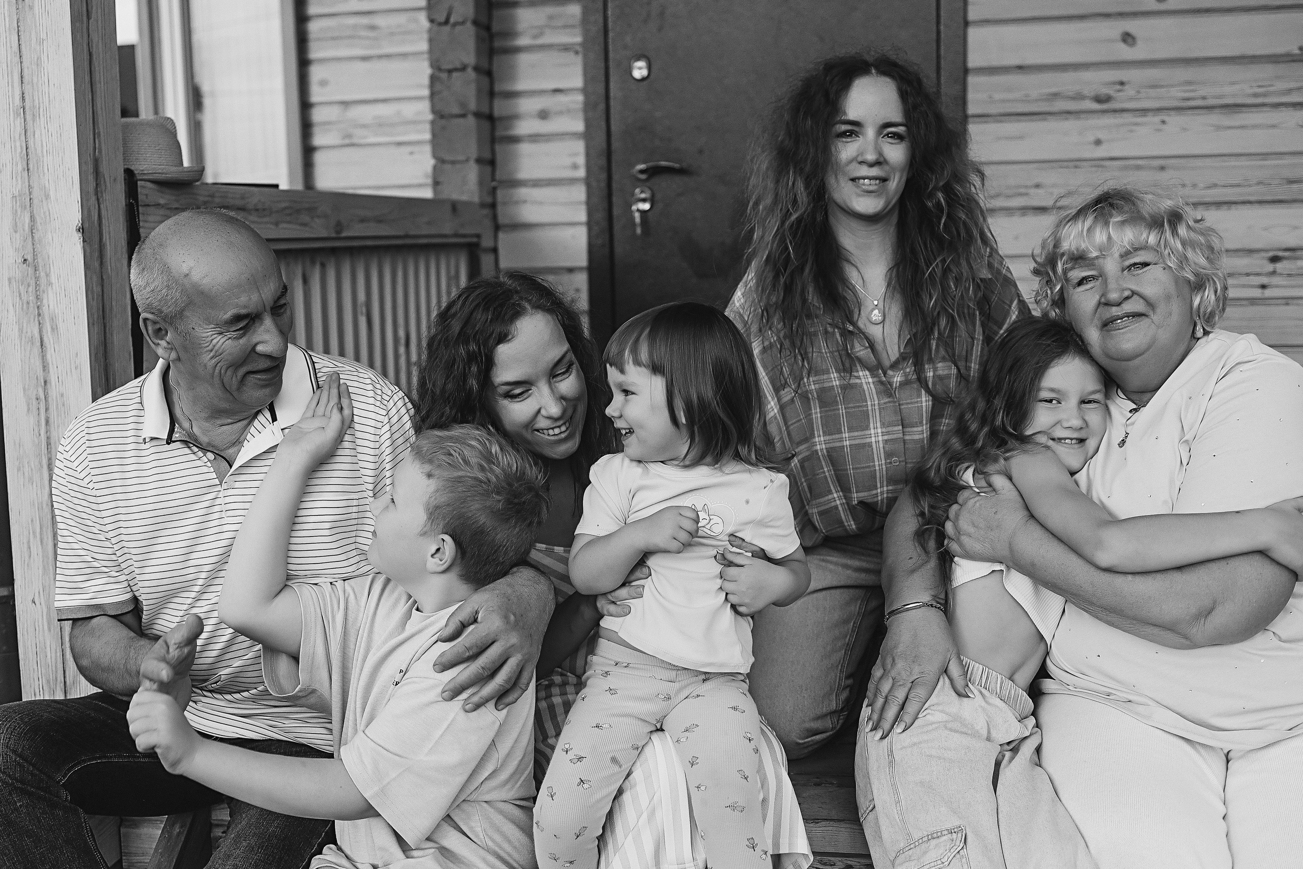 Дачная. Семейный фотограф Тюмень, фотограф на роды Салмина Мария