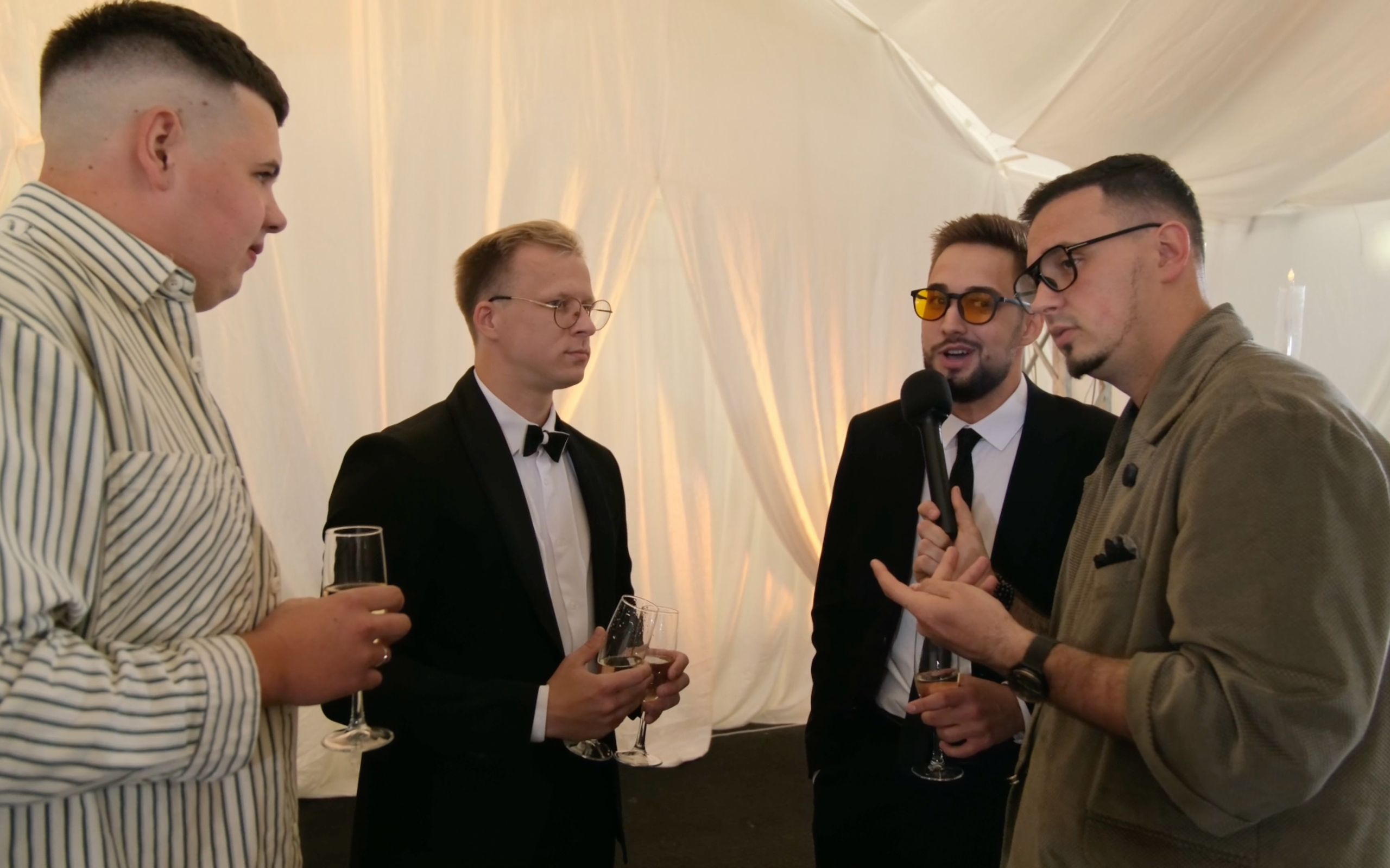 Свадебное SDE интервью в Ива Парк. Репортажный видеограф Илья Сухоносиик