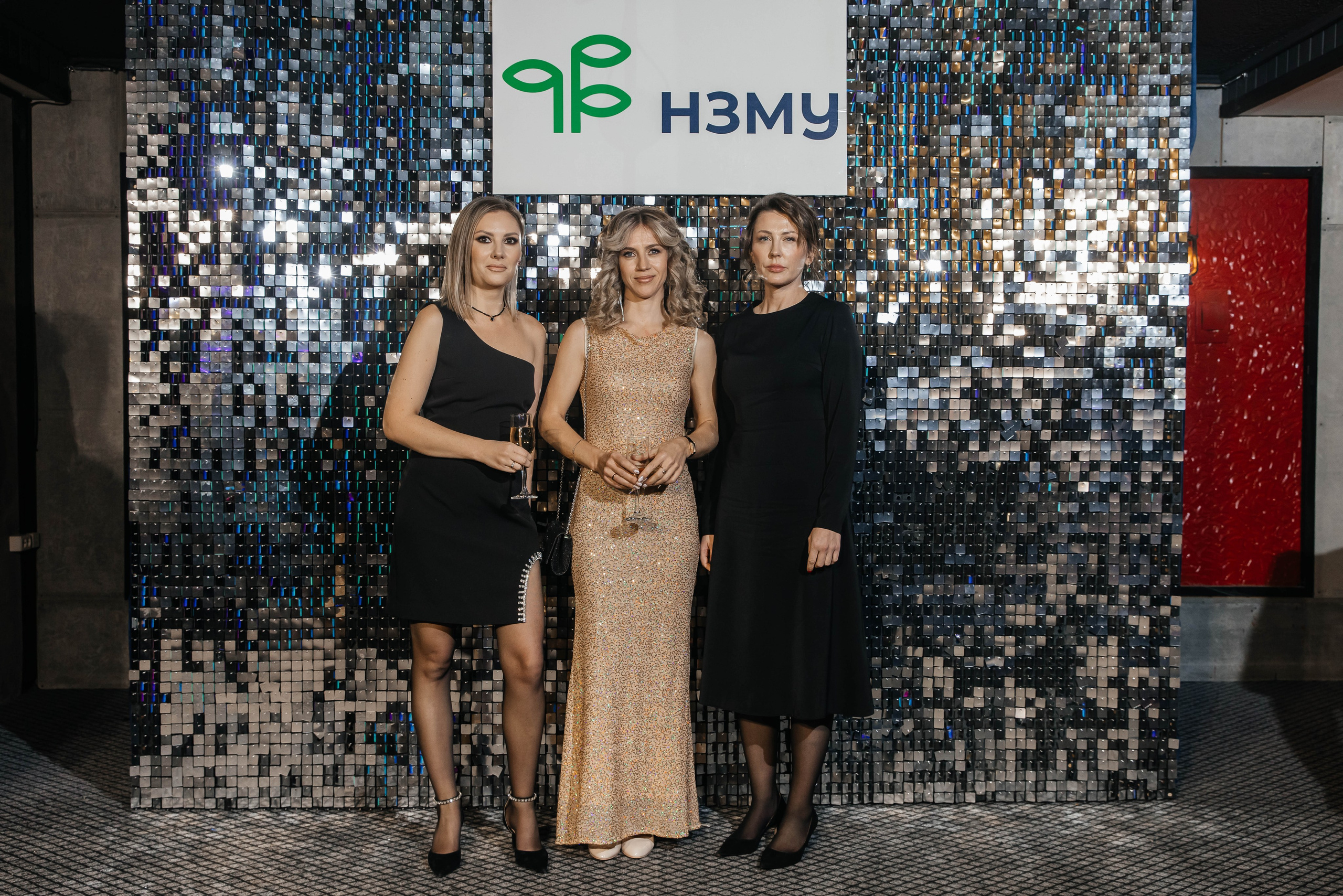 NZMU. Maxim Tsoy Photography