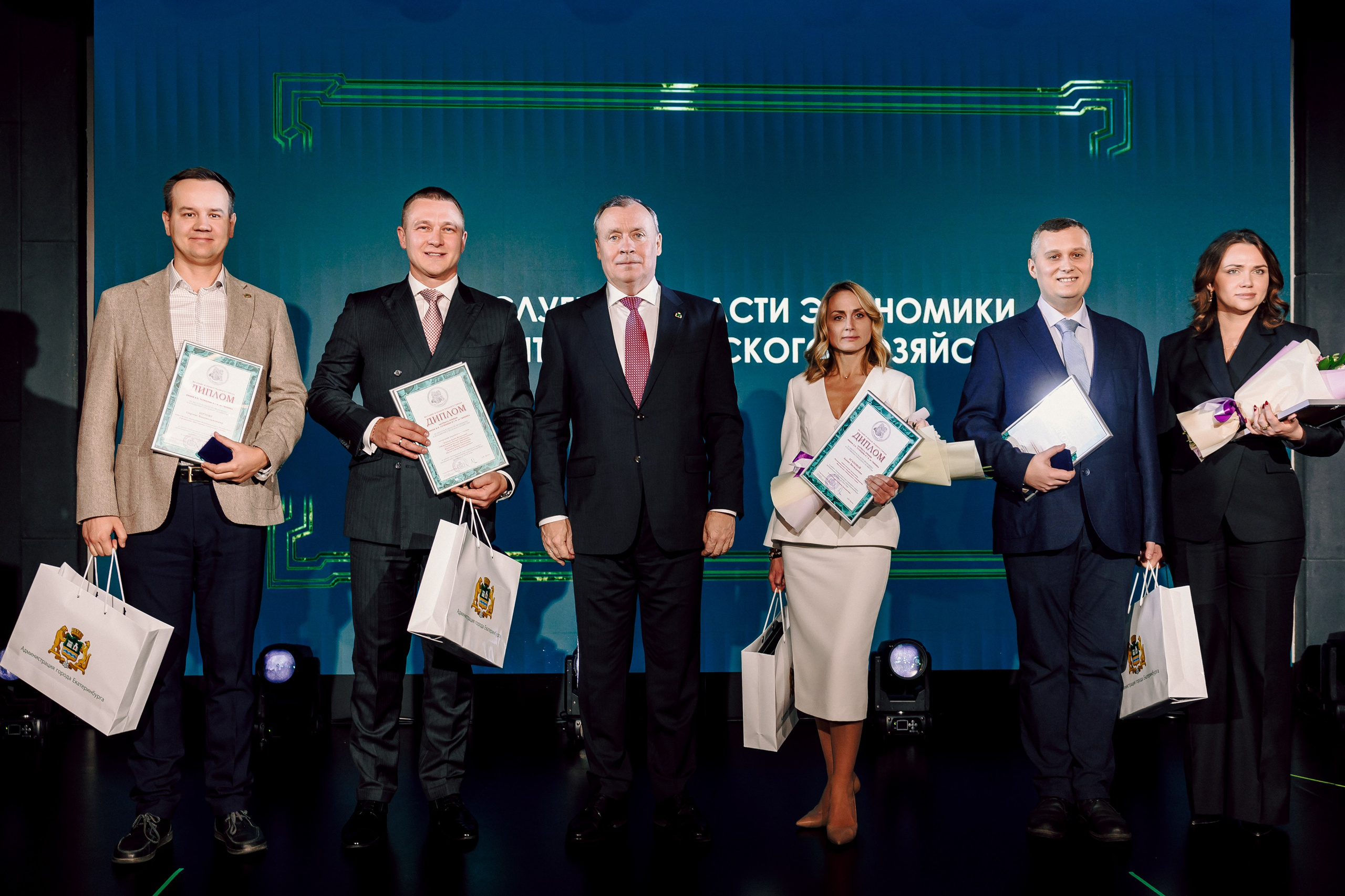 XXVI Церемония вручения премии имени В. Н. Татищева и Г. В. Де Геннина. Лёшка Варзегов — фотограф