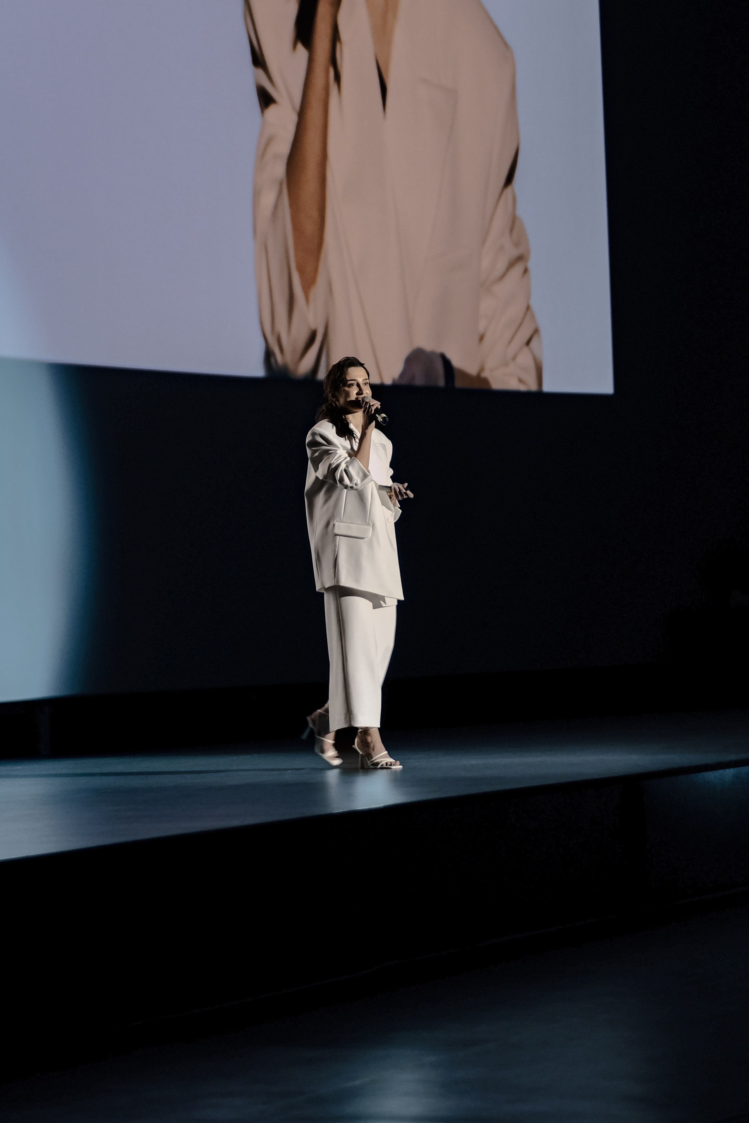 МК Продаю Дорого. Контент-фотограф в Махачкале. Марина