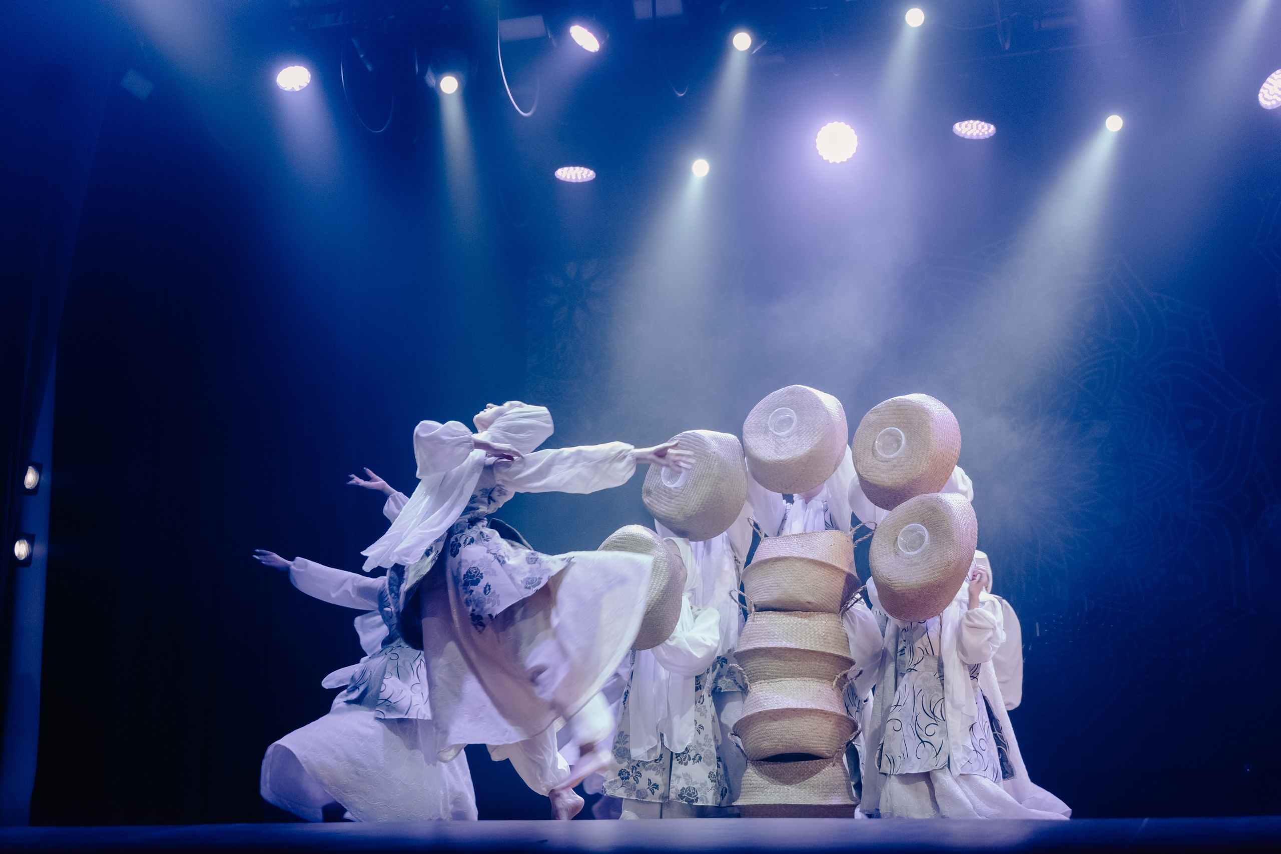 Спектакль «Песнь сирен». Главная