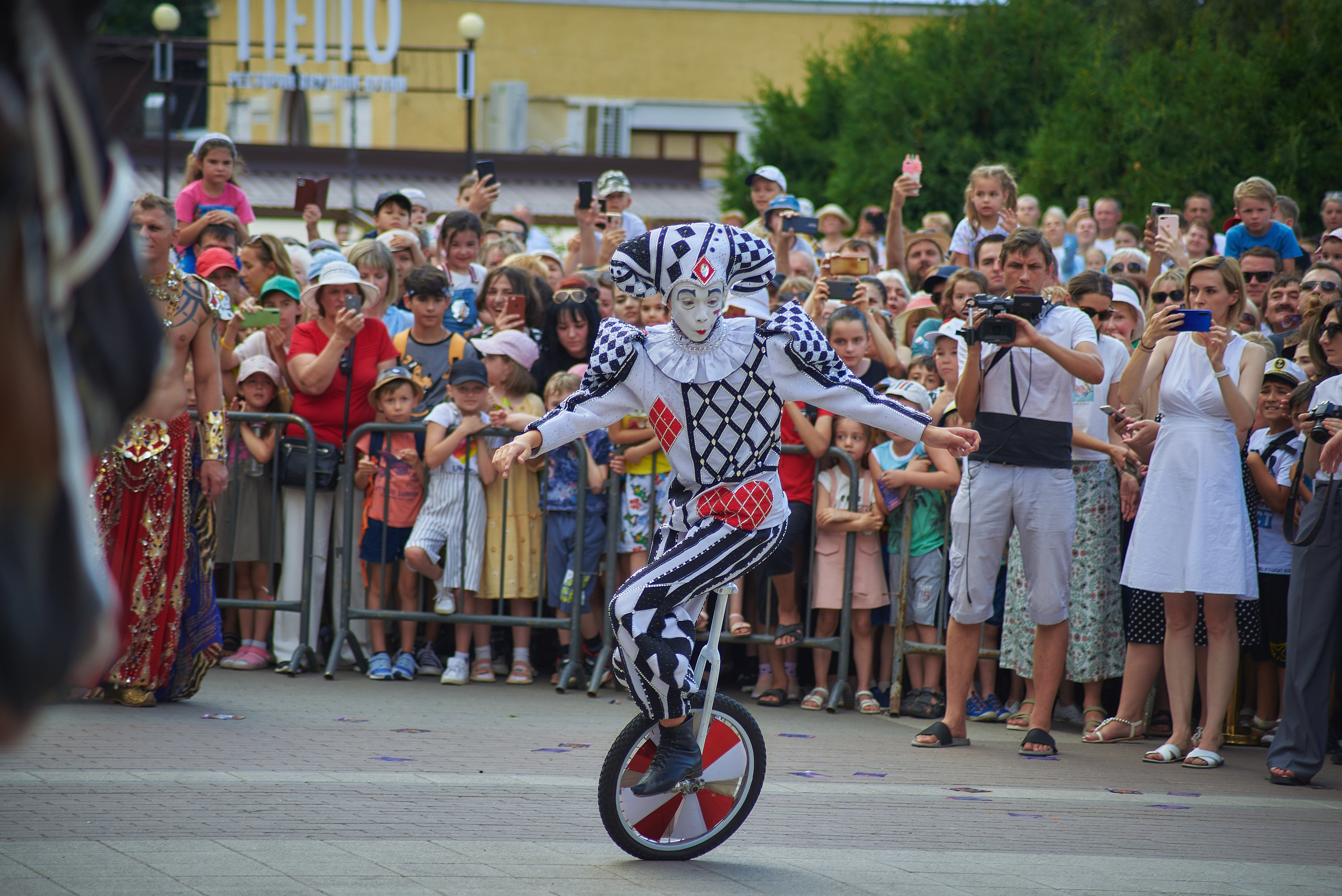 Цирк. Премьера программы. Константин Кордонский | Интерьерный и food-фотограф в Кисловодске и КМВ