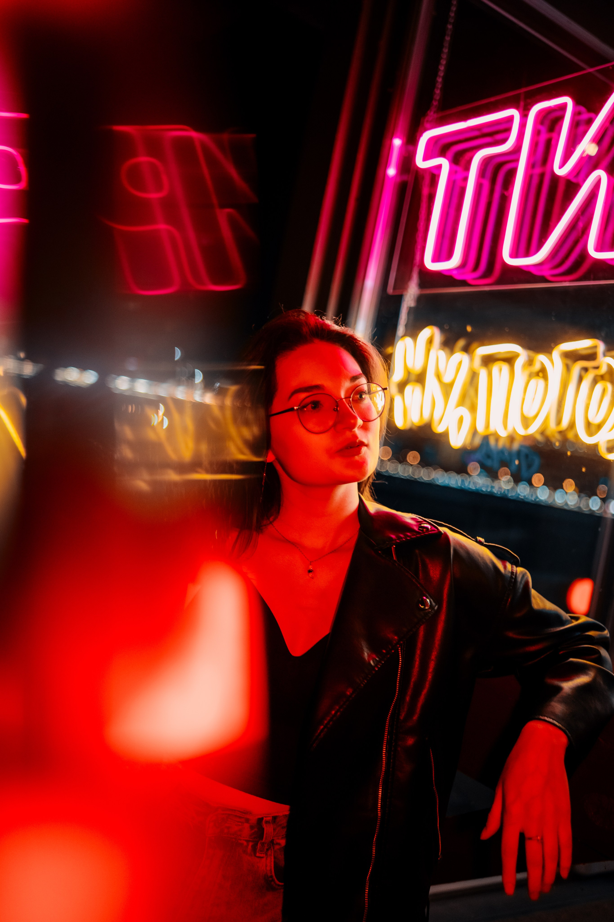 Юля | Палитра неоновых огней. Felixtones