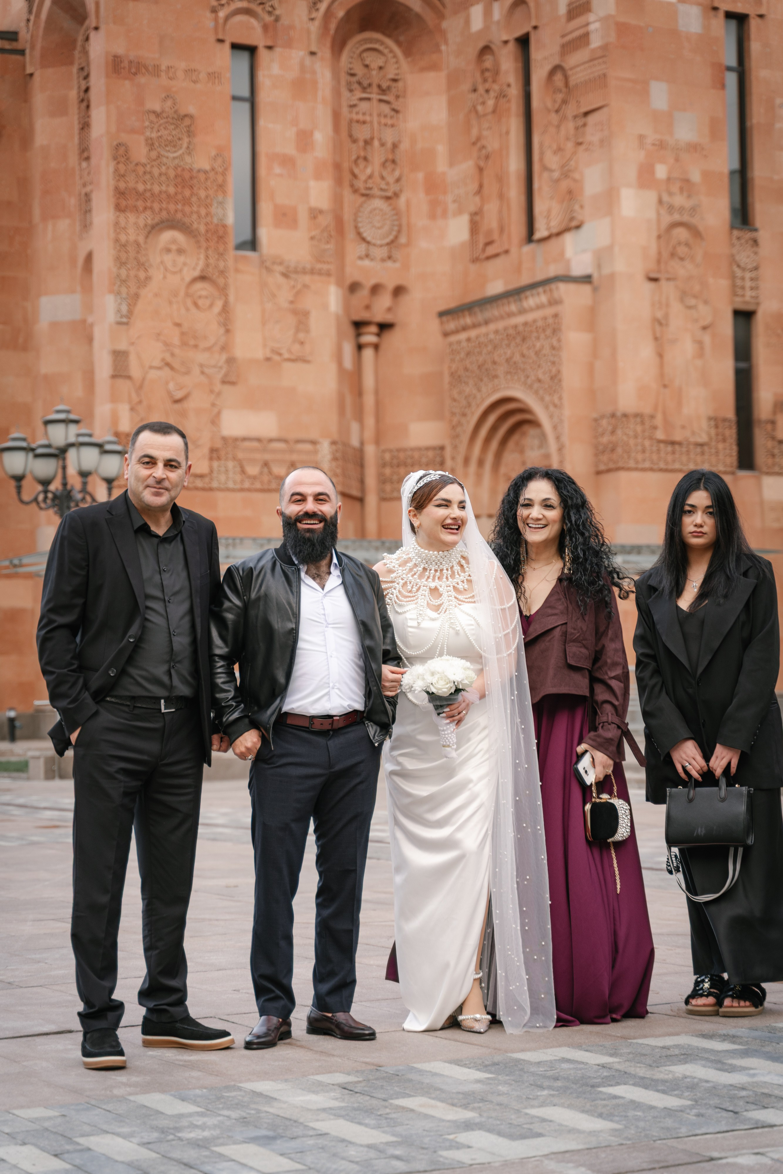 MOSVISYAN. MILATE — выпускные альбомы, фотосессии и видео в Москве