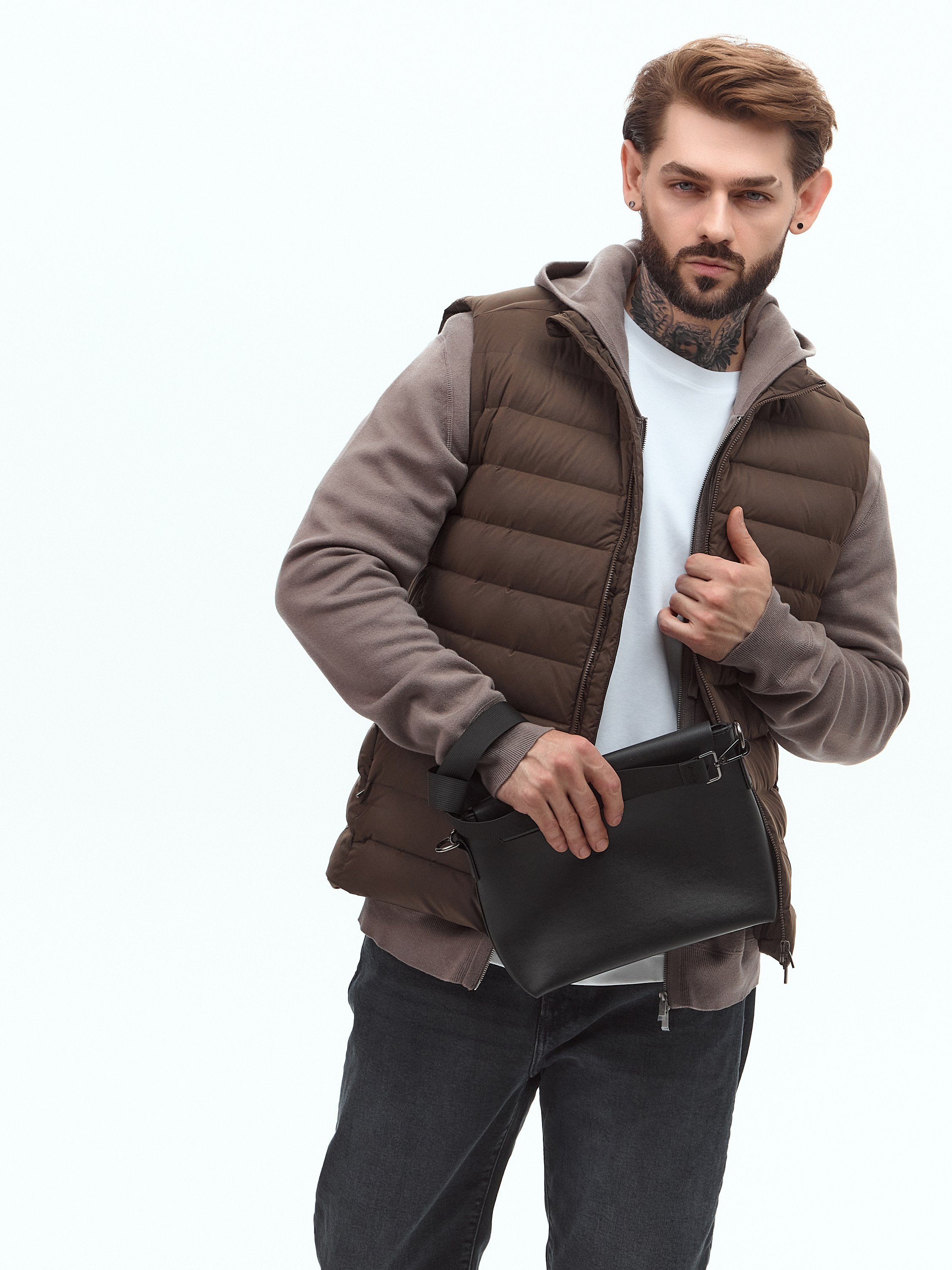 САША. Продающий контент для маркетплейсов и e-commerce «под ключ»