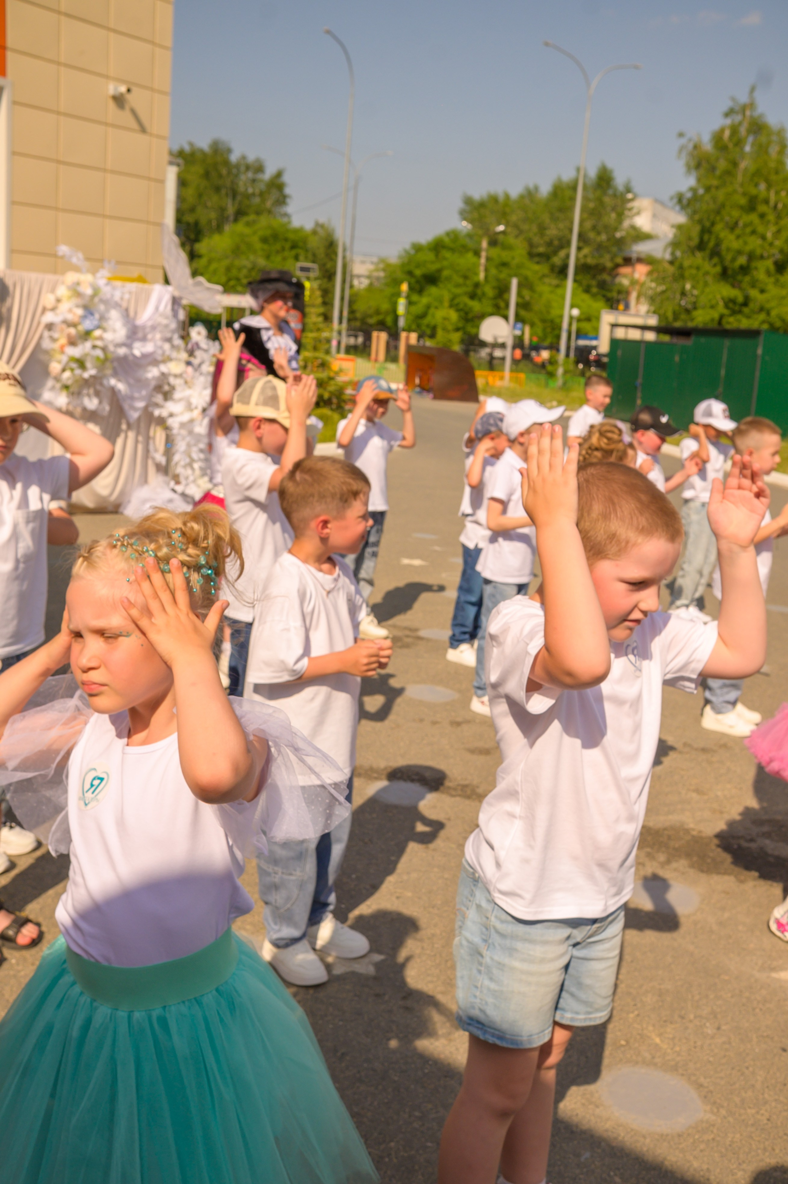 Репортаж выпускного группа «Фантазёры» 3 садик. Фотограф новорожденных, семейный детский в Тюмени Татьяна Морозова