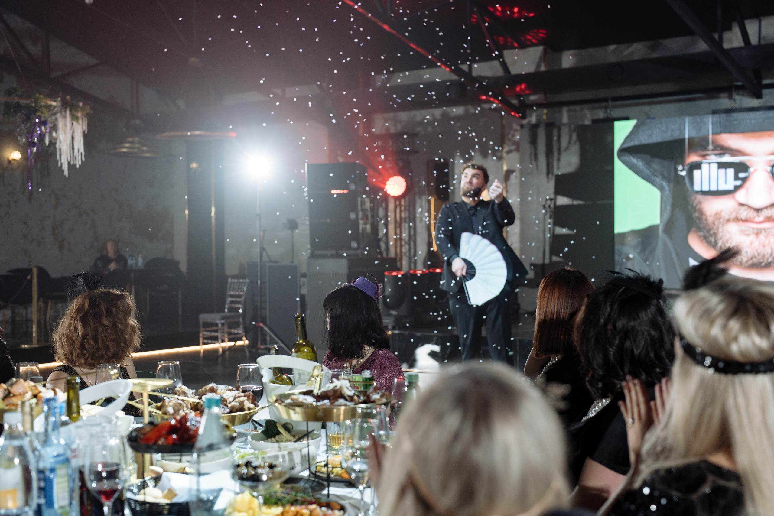 Альбион Тур