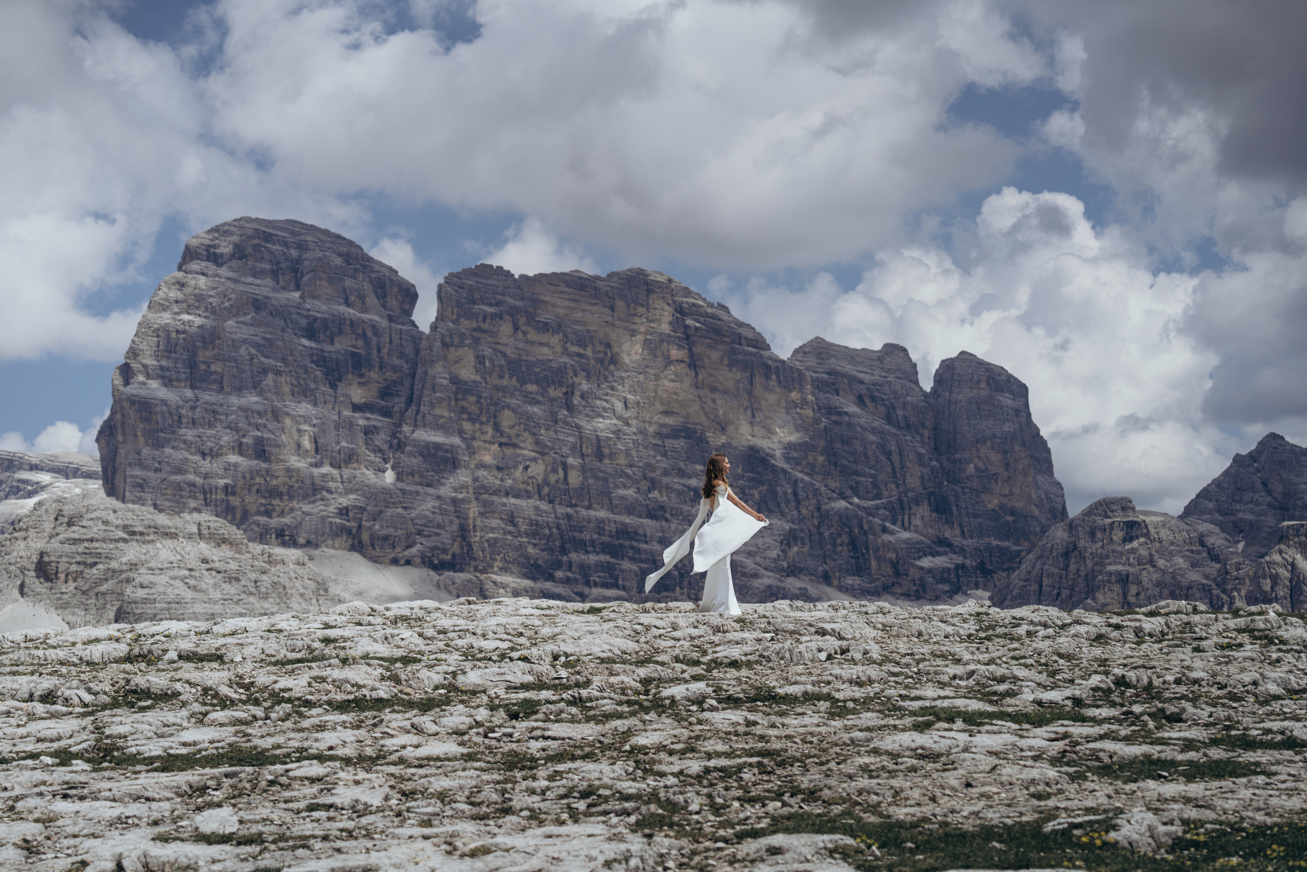 TRE CIME DI LAVAREDO. Elopement Wedding Photographer