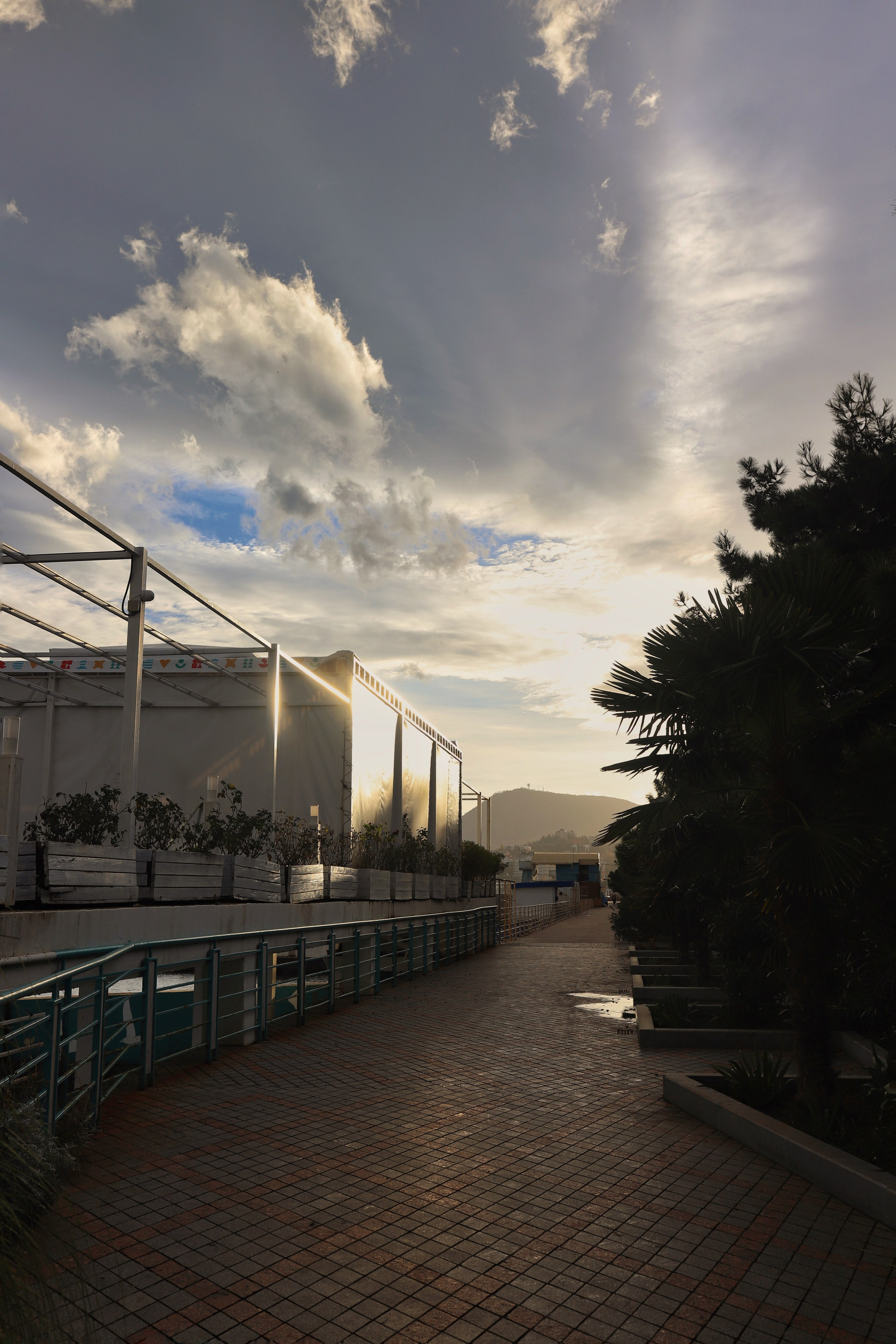 Восточная набережная. Фотограф и видеограф в Санкт-Петербурге