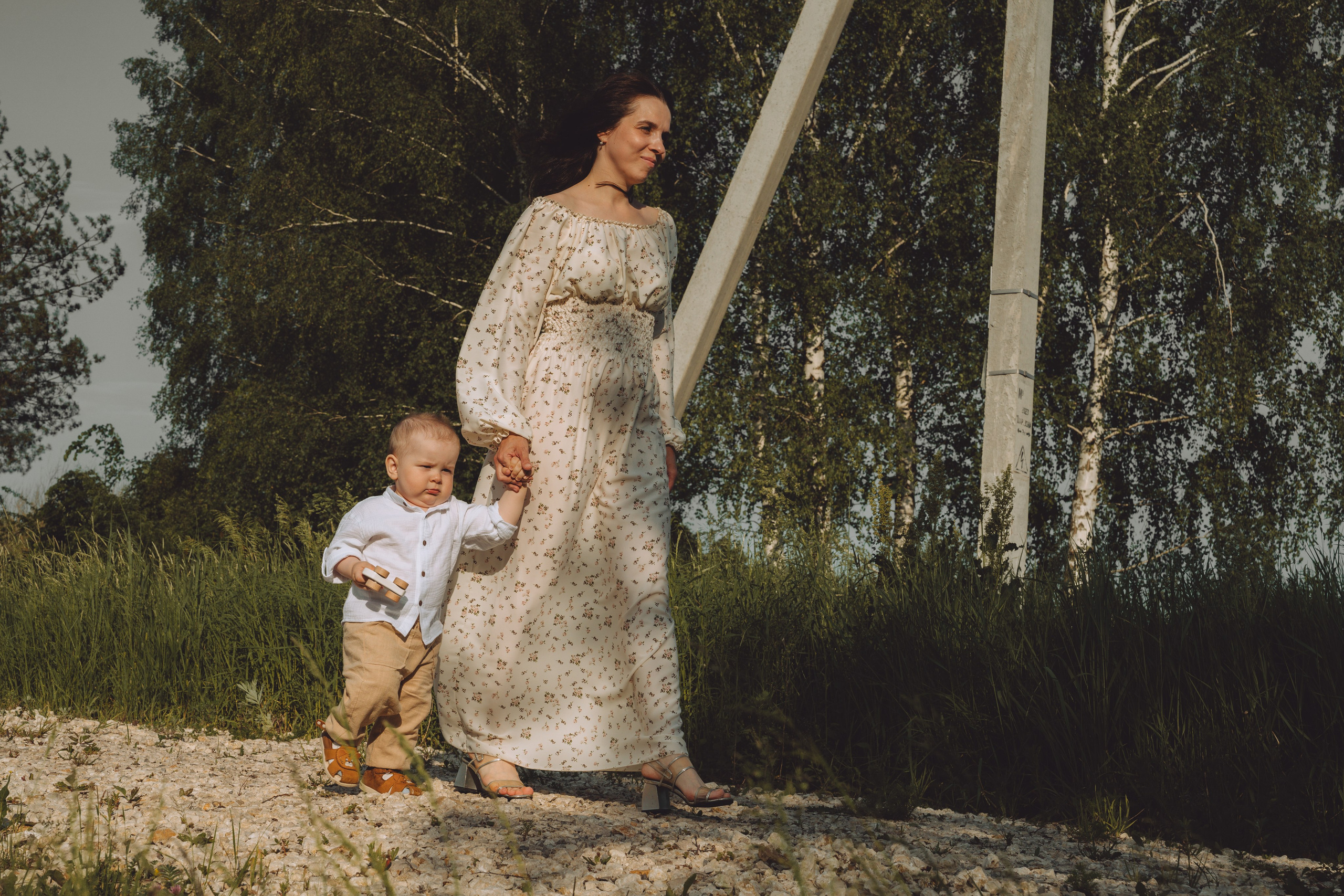 МАТЕРИНСТВО — ЭТО ПУТЬ, ГДЕ МАЛЕНЬКИЕ ЛАДОШКИ ВЕДУТ К БОЛЬШИМ ОТКРЫТИЯМ. Семейный и детский фотограф Анна Бренч