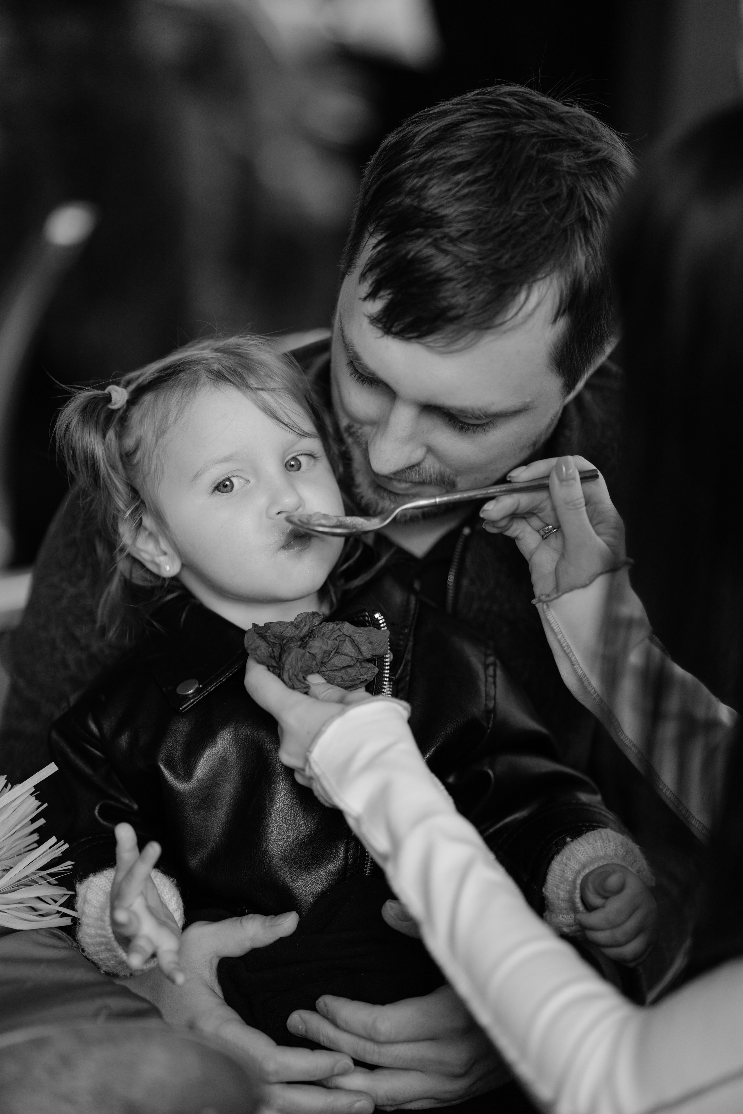 Репортажный фотограф на гендер пати в славянском стиле в Москве. Репортажный фотограф Москва Сергей Дружинин