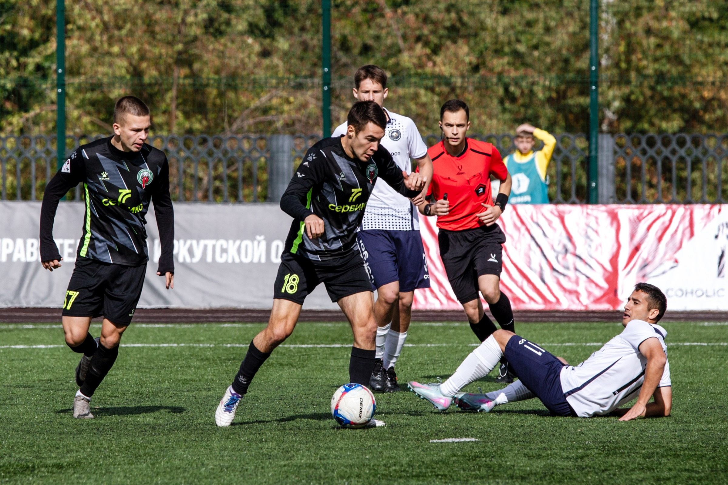 Первенство России по футболу LEON-Вторая лига Б | ФК Иркутск — Космос (Долгопрудный) | 14.09.25. Фотограф в Иркутске Евгения Айвазова