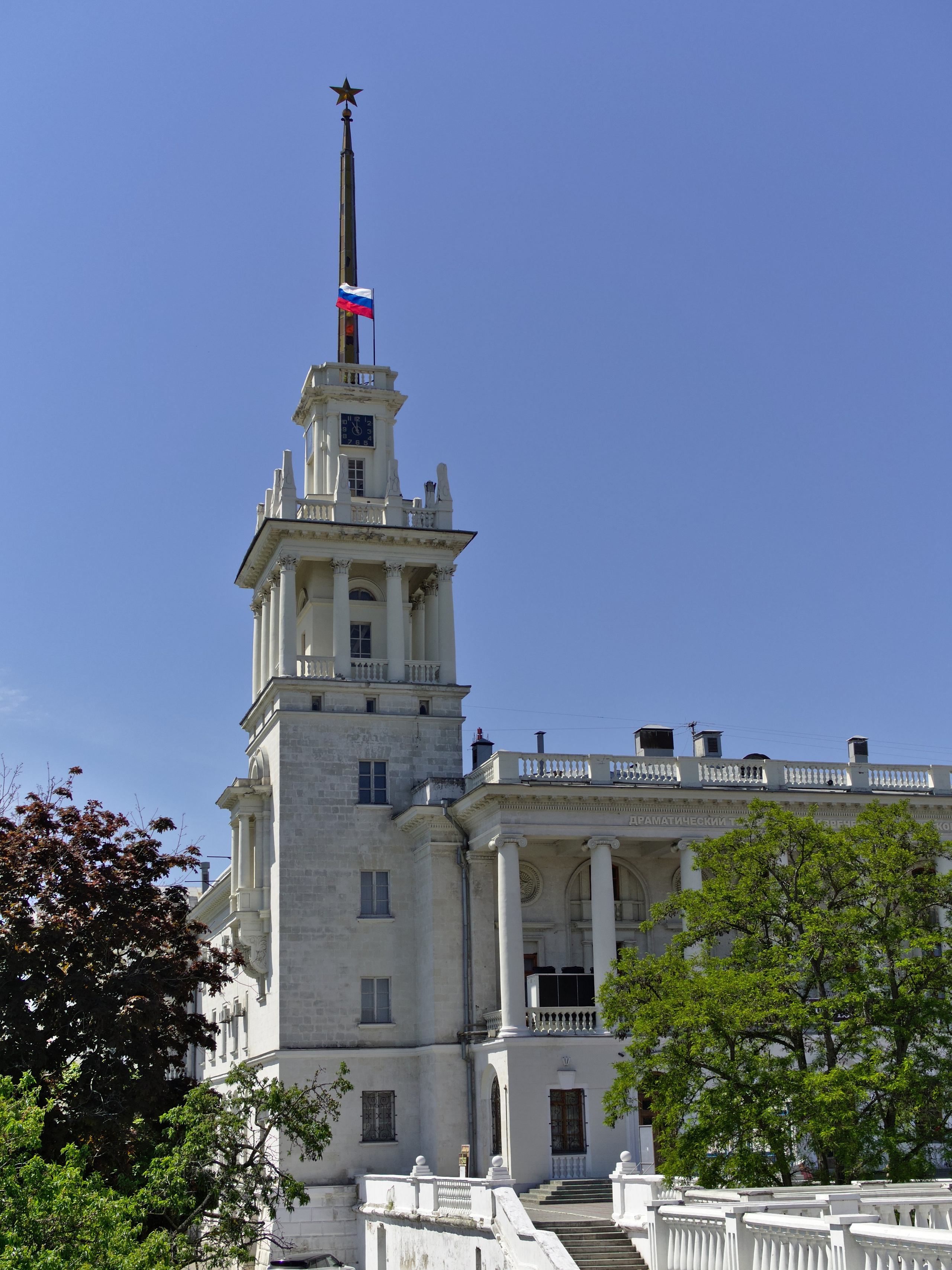 Самые красивые локации города Севастополь. Где пофотографироваться в Севастополе? Локации для фото. 1 место. Первое место. Место. Бывшее мес. Профессиональная фотосъемка в Крыму. Натуральные эмоции и живые кадры. Забронируйте дату прямо сейчас!